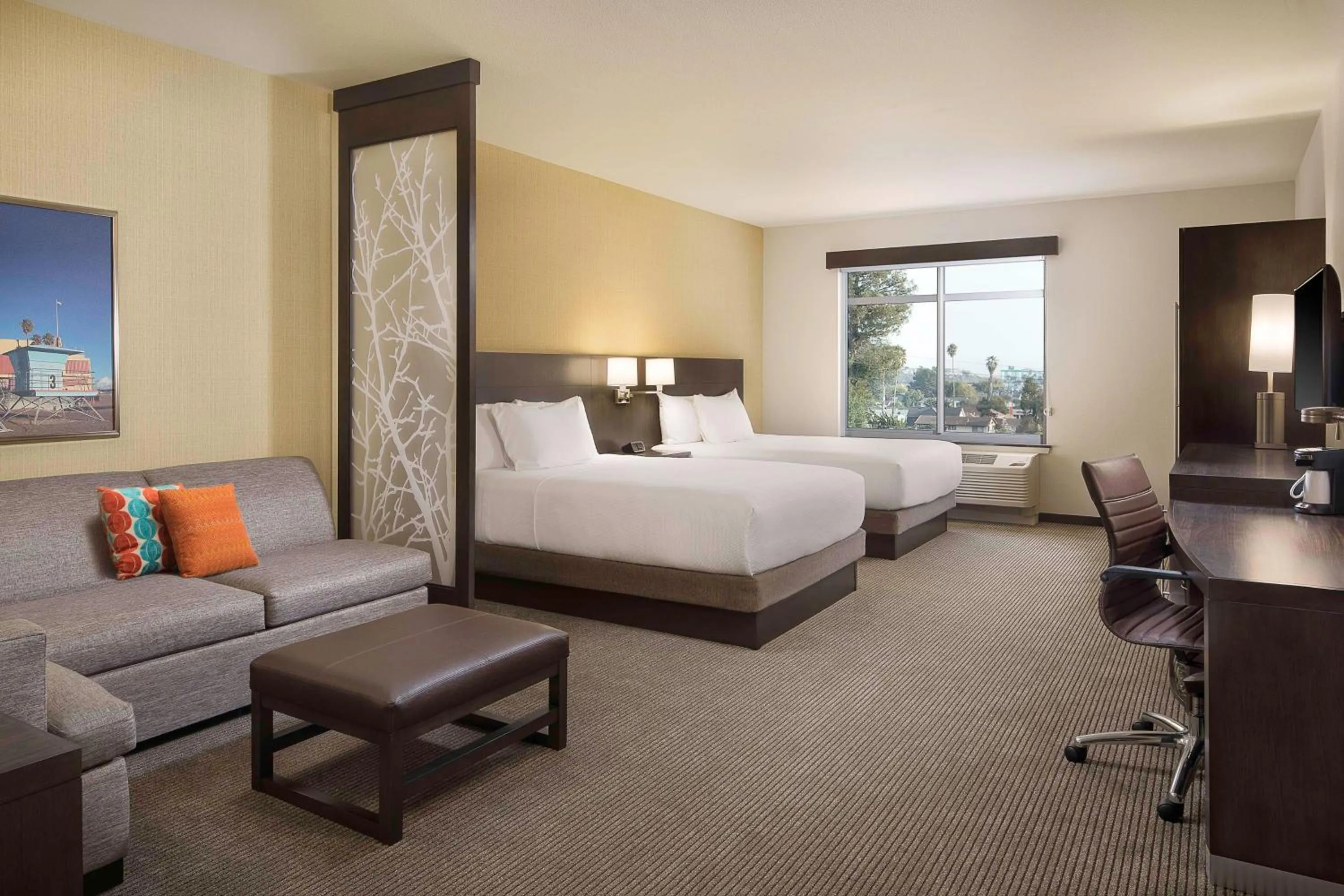 Queen Room with Two Queen Beds and Sofa Bed - High Floor in Hyatt Place Santa Cruz