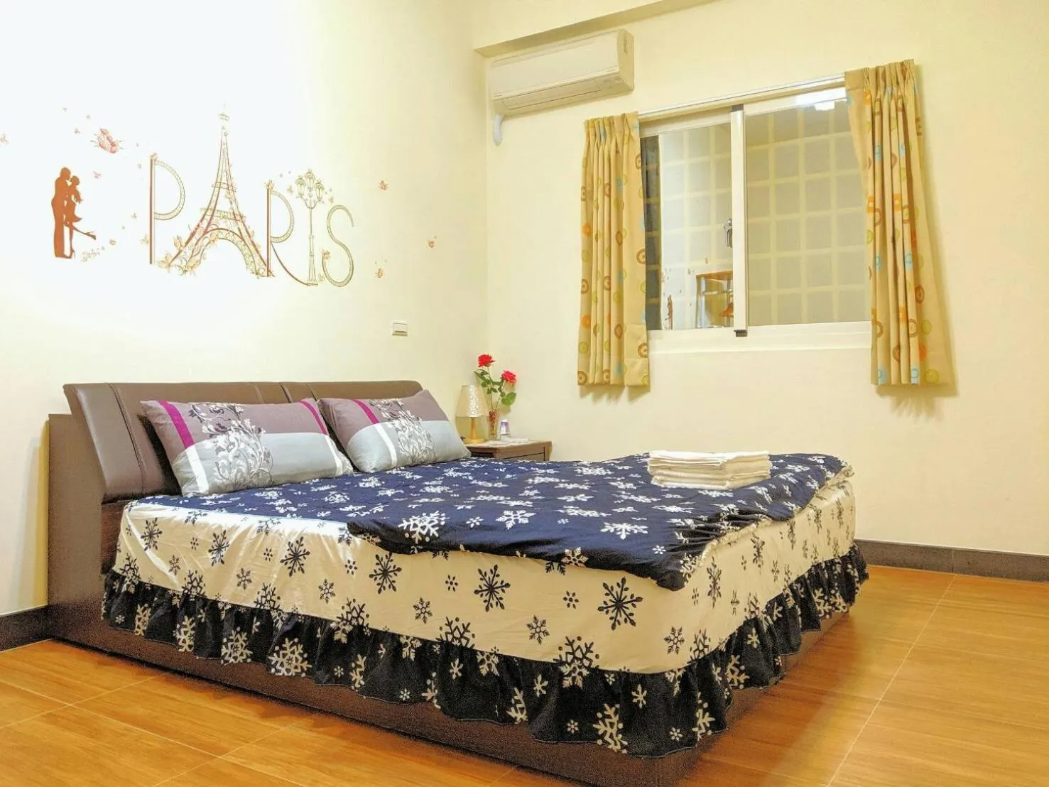 Deluxe Double Room with Shower in Jin Xi Fu B&B