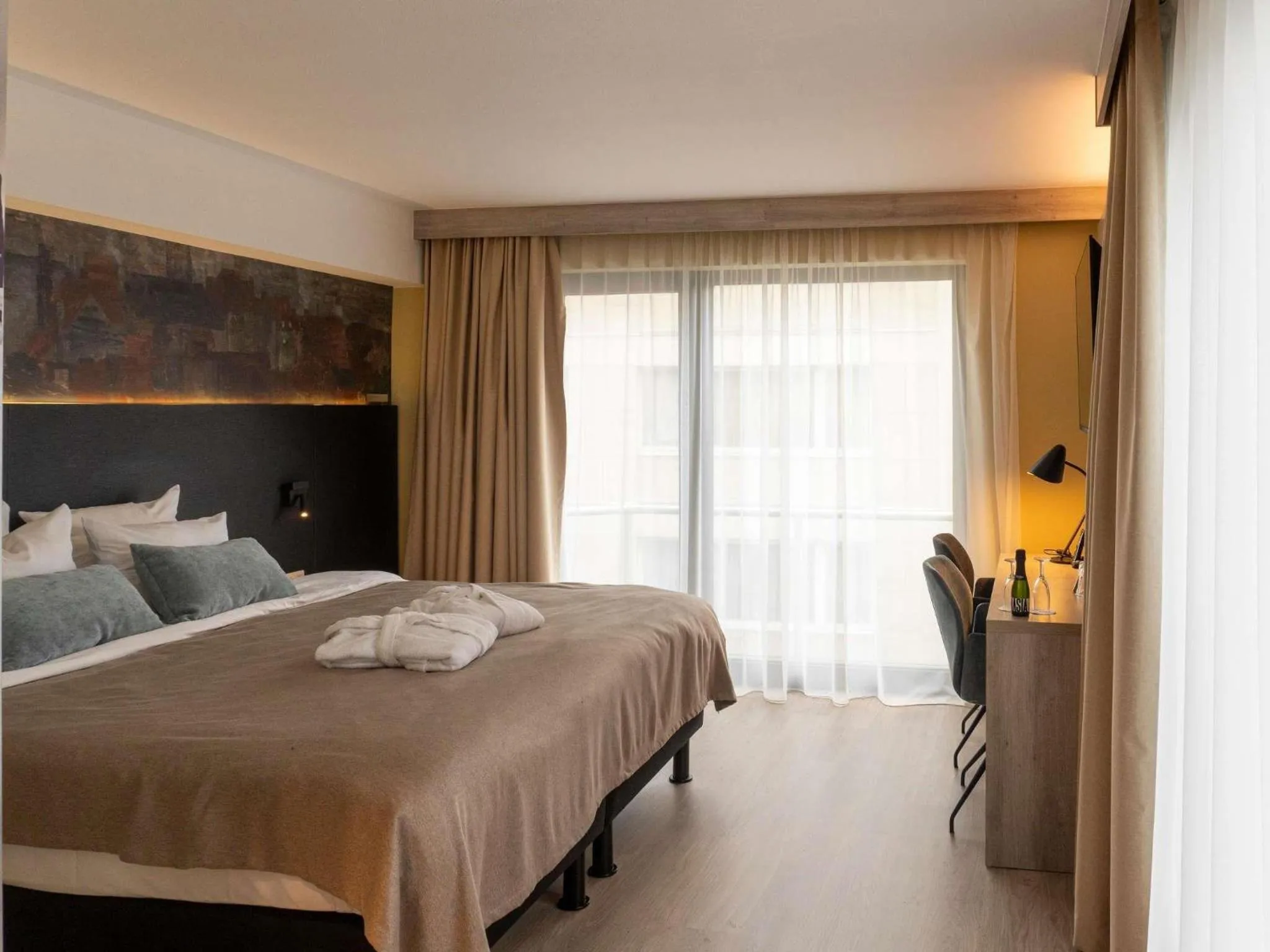 Privilege Room with Balcony in Mercure Oostende