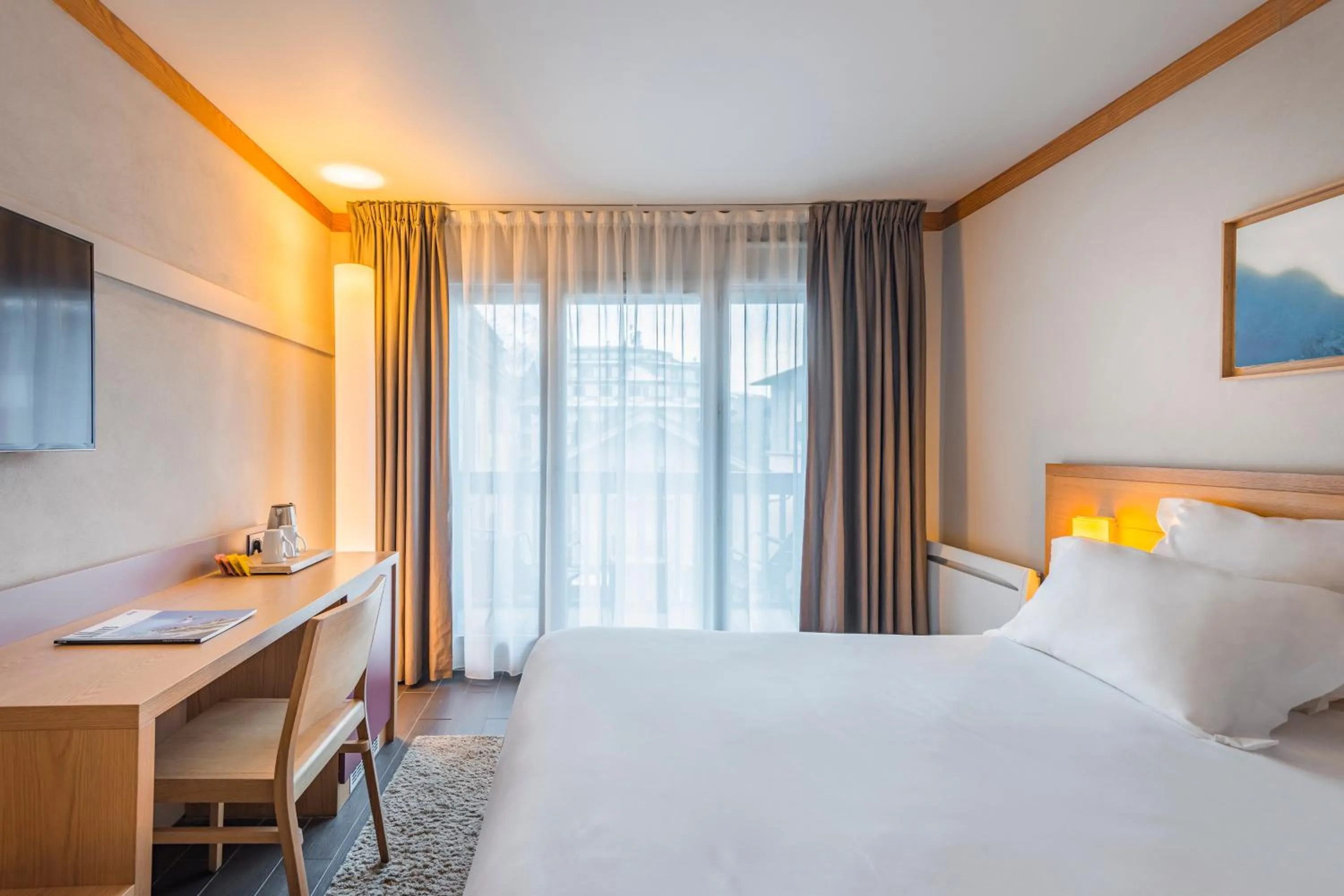 Superior Double or Twin Room in Hotel Le Morgane