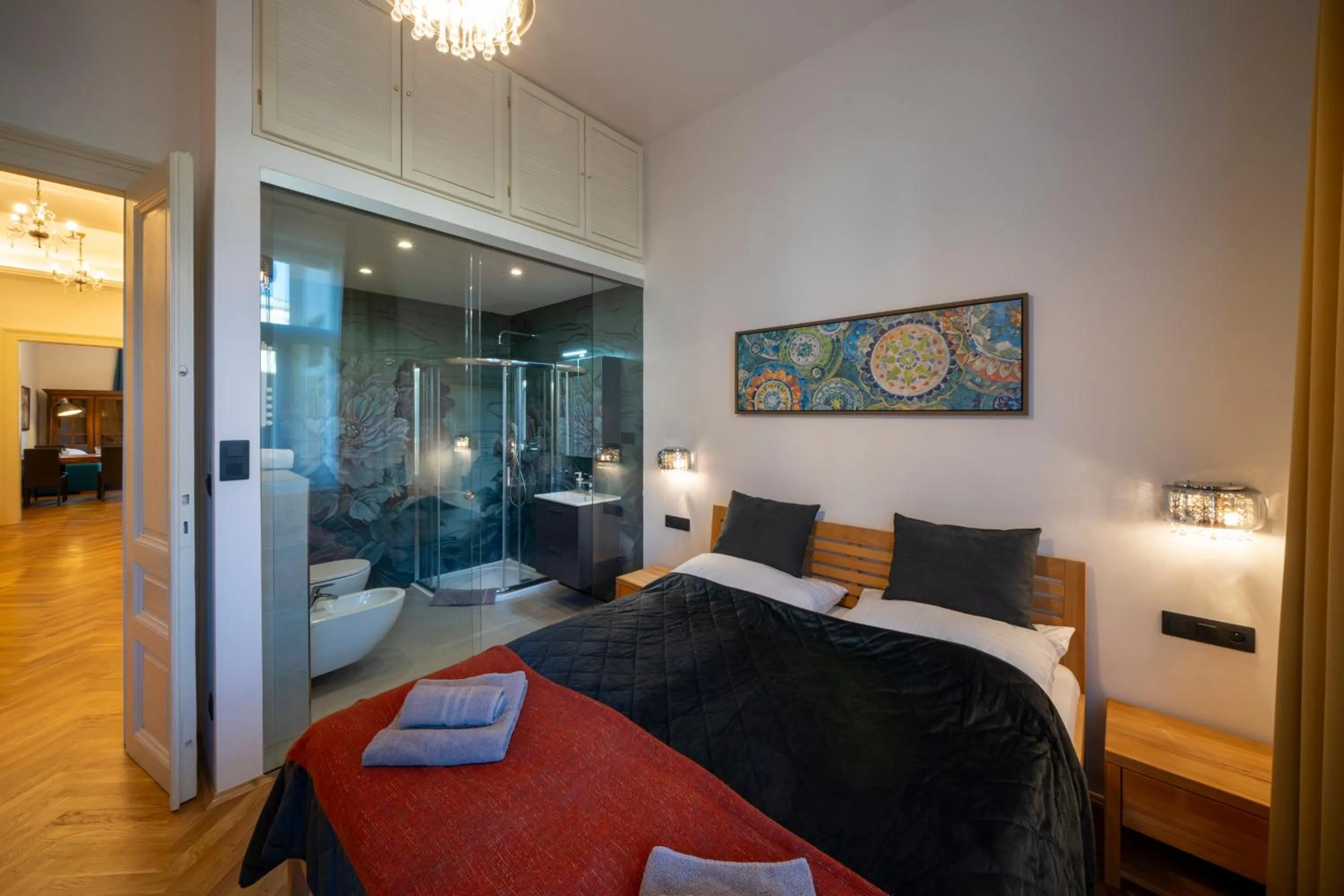 Two-Bedroom Apartment with Balcony in Old Town - Aparthotel Michalska