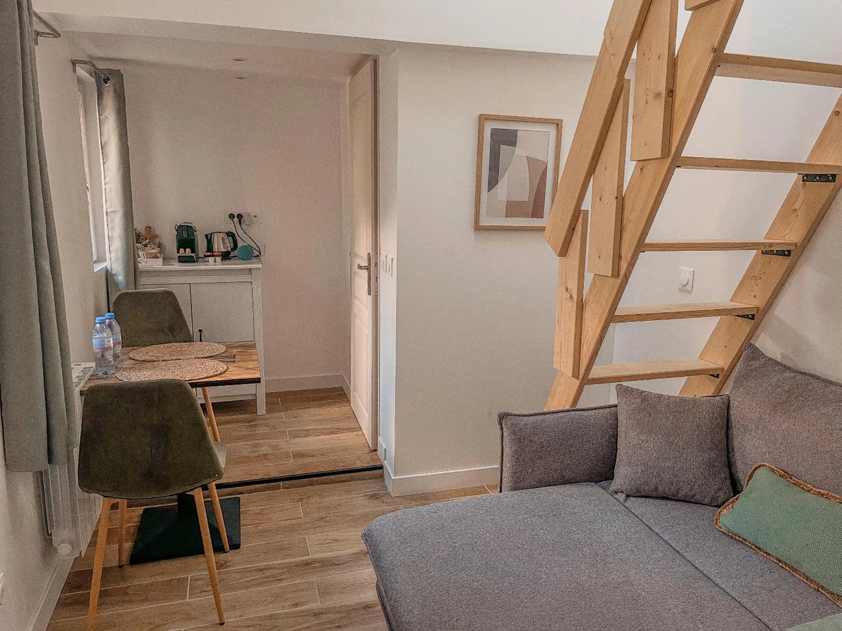 One-Bedroom Suite in Clementines House Honfleur