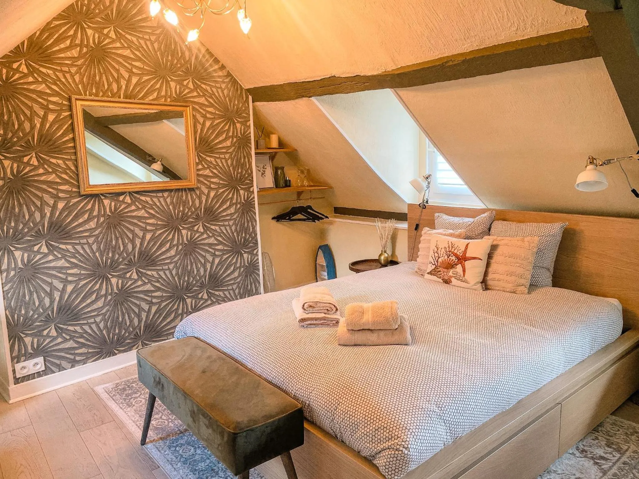  Double Room - Second Floor in Clementines House Honfleur