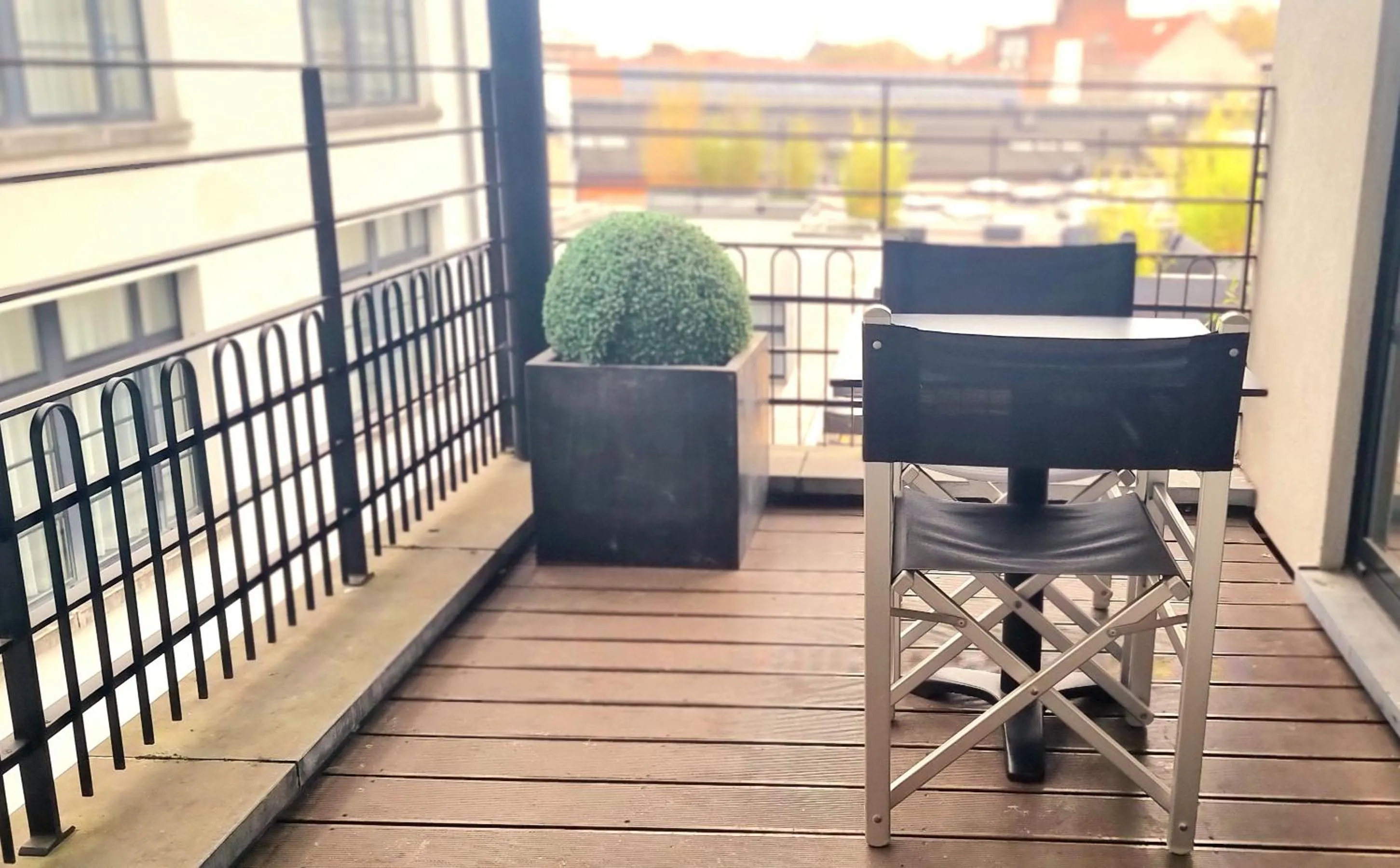 Family Room with Balcony in YOOMA Urban Lodge