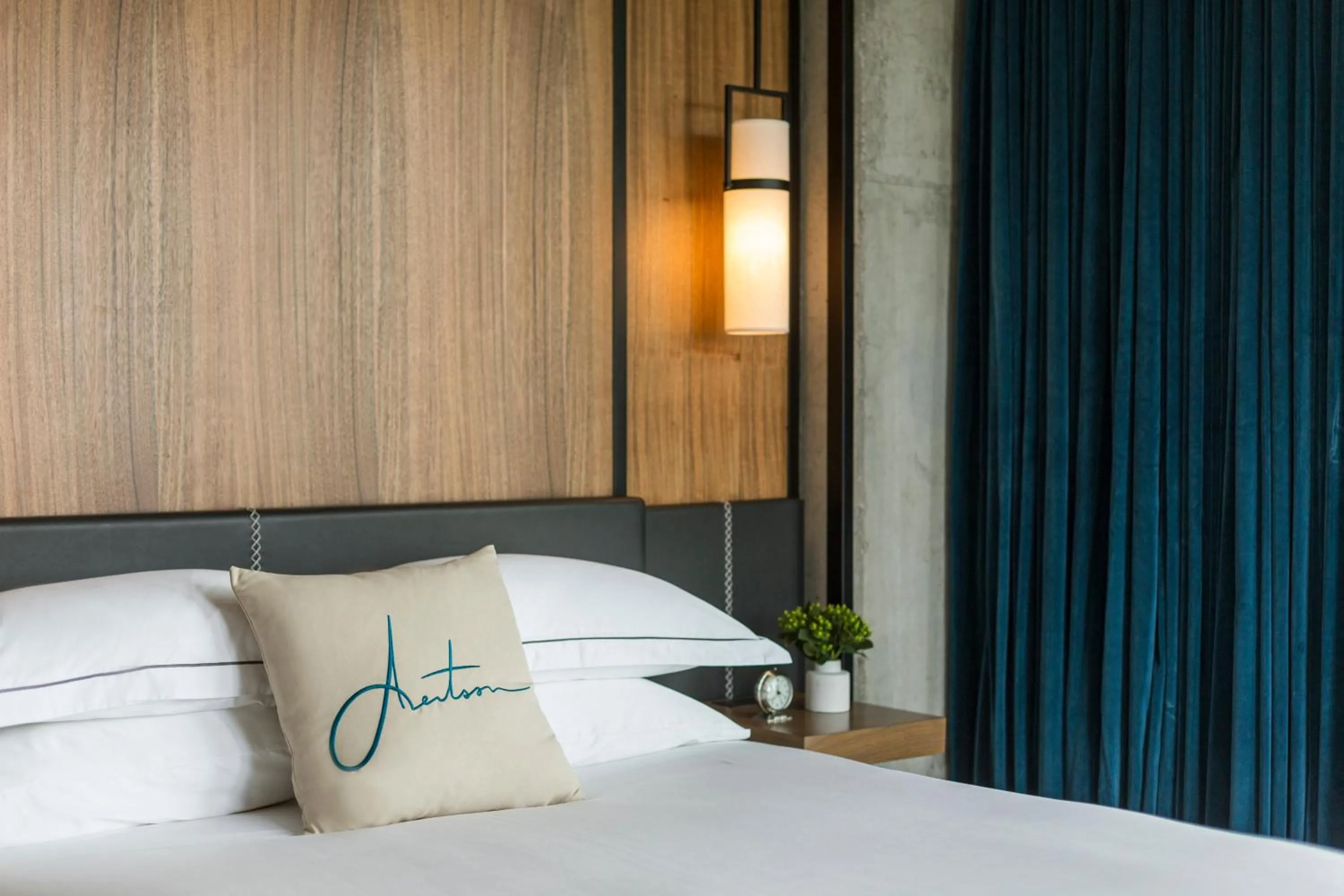 Essential Room  in Kimpton Aertson Hotel by IHG