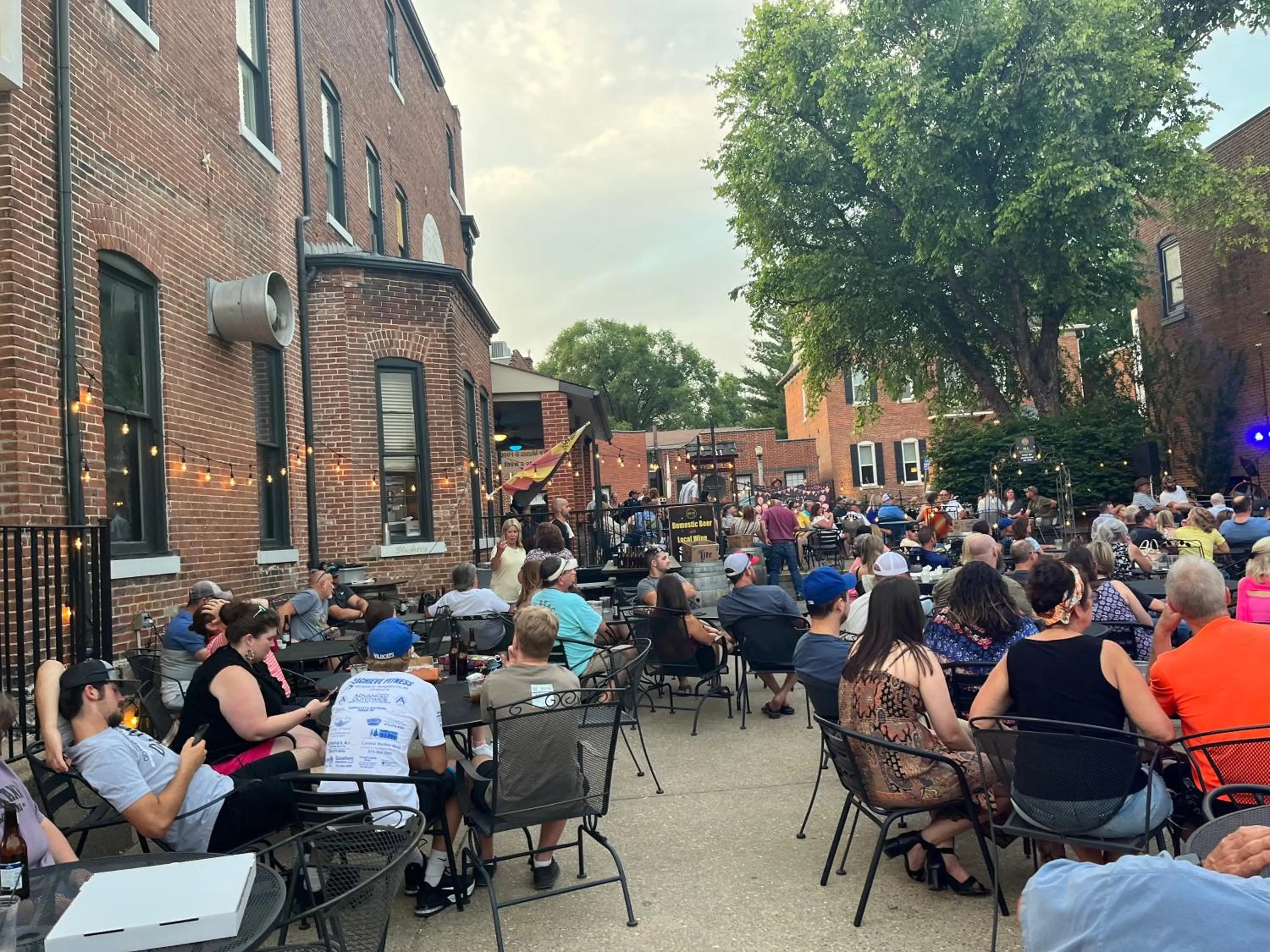 King Studio in Hermann Crown Suites