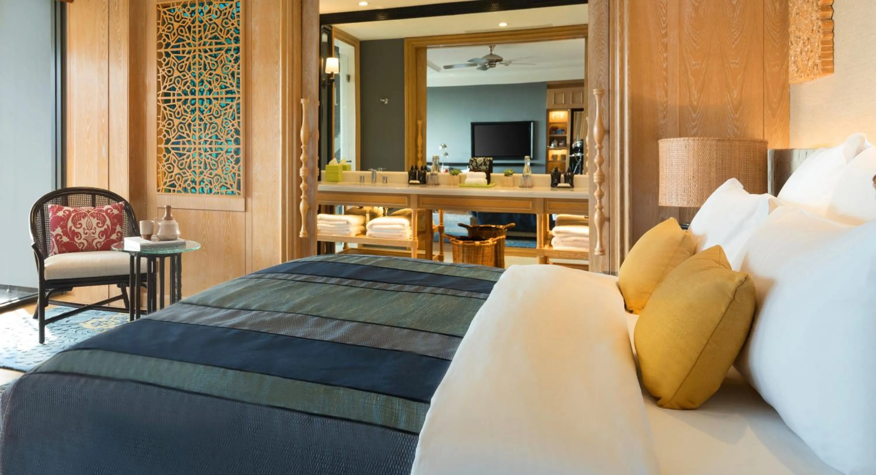 King Suite with Garden View in Hotel Indigo Bali Seminyak Beach by IHG