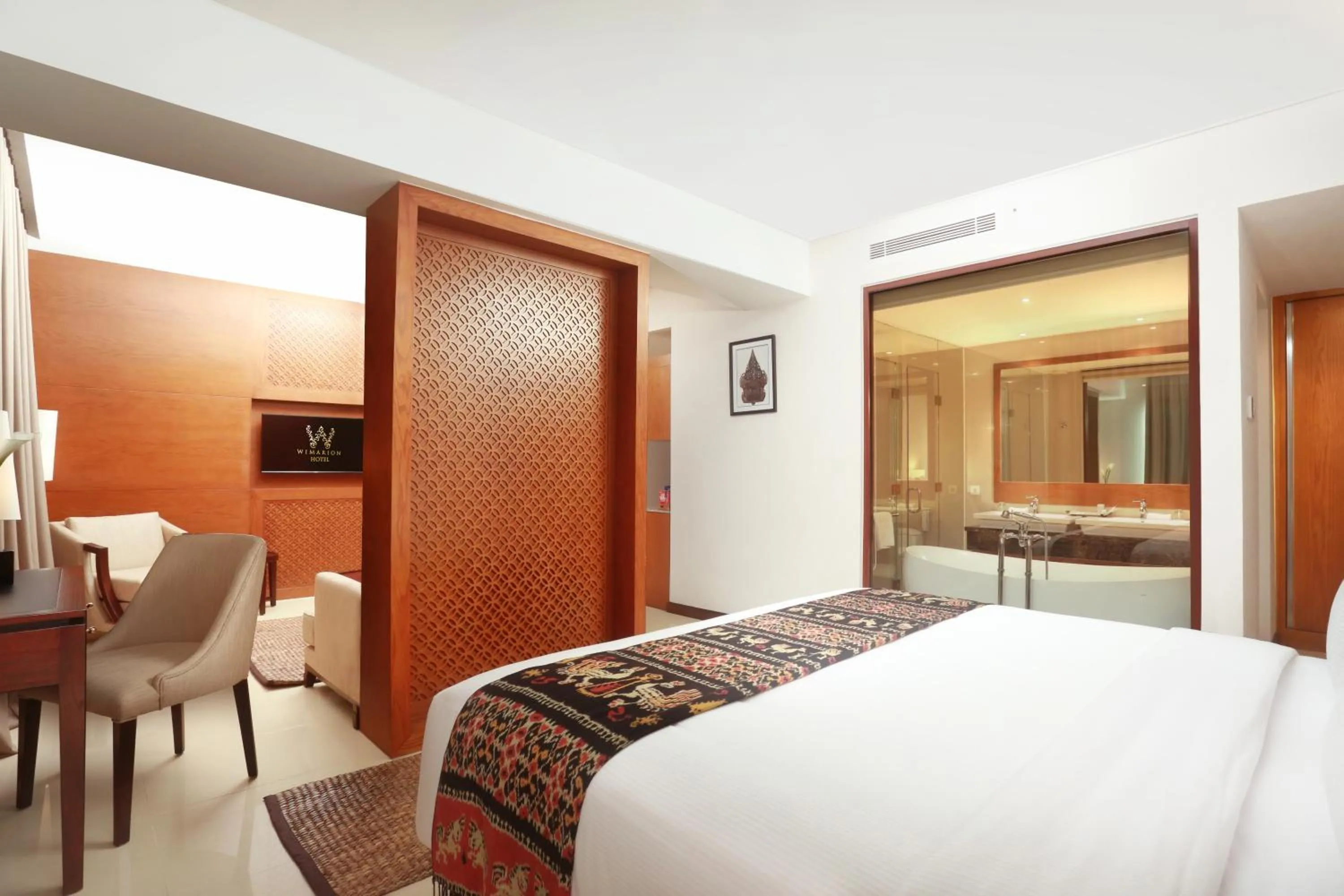 Executive Suite in Wimarion Hotel Semarang