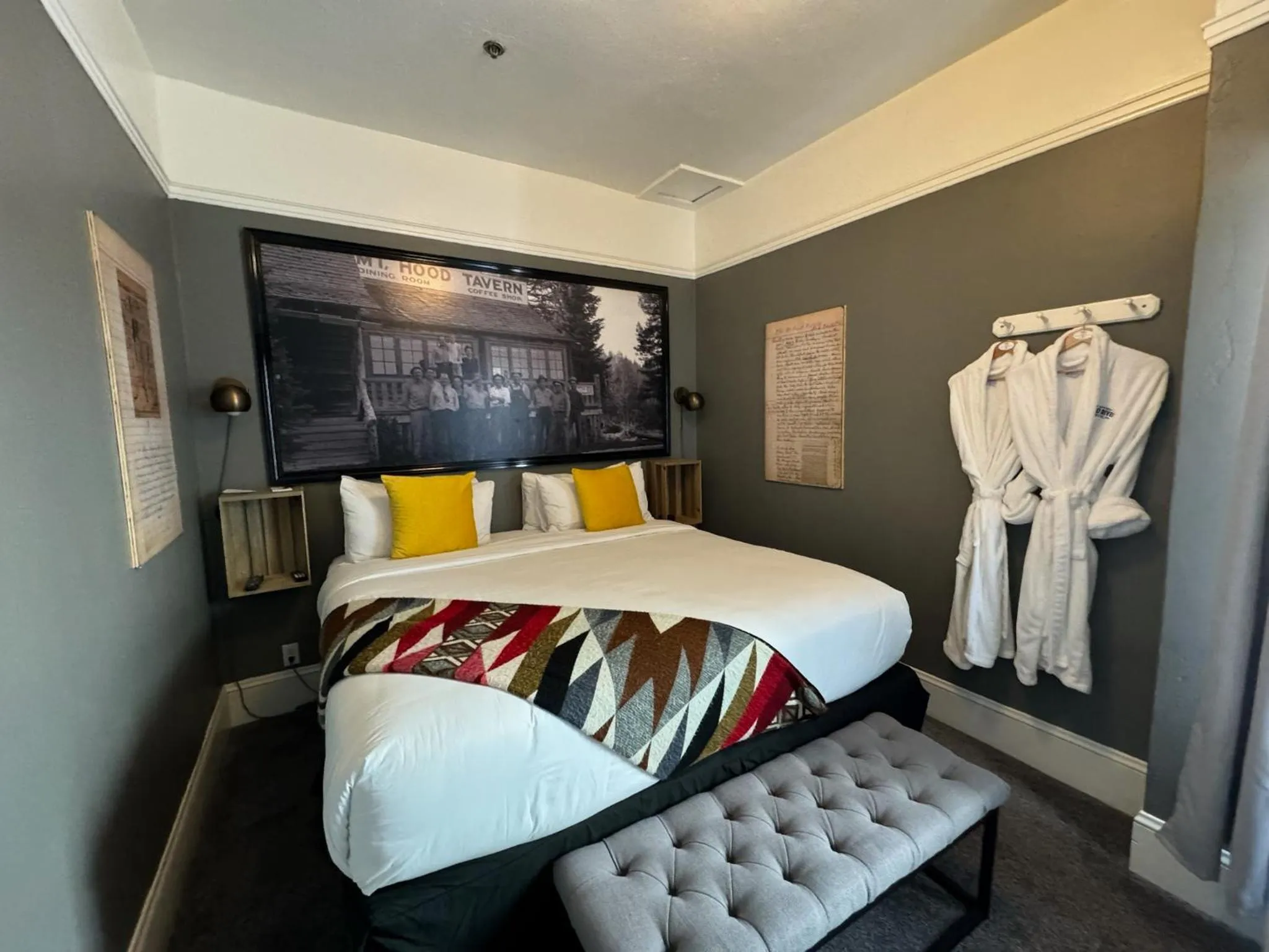 Rooftop Garden Suite in Hood River Hotel