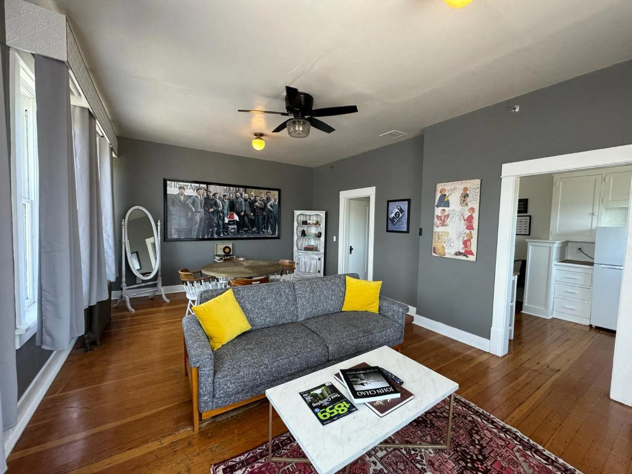 Columbia River Suite - single occupancy in Hood River Hotel