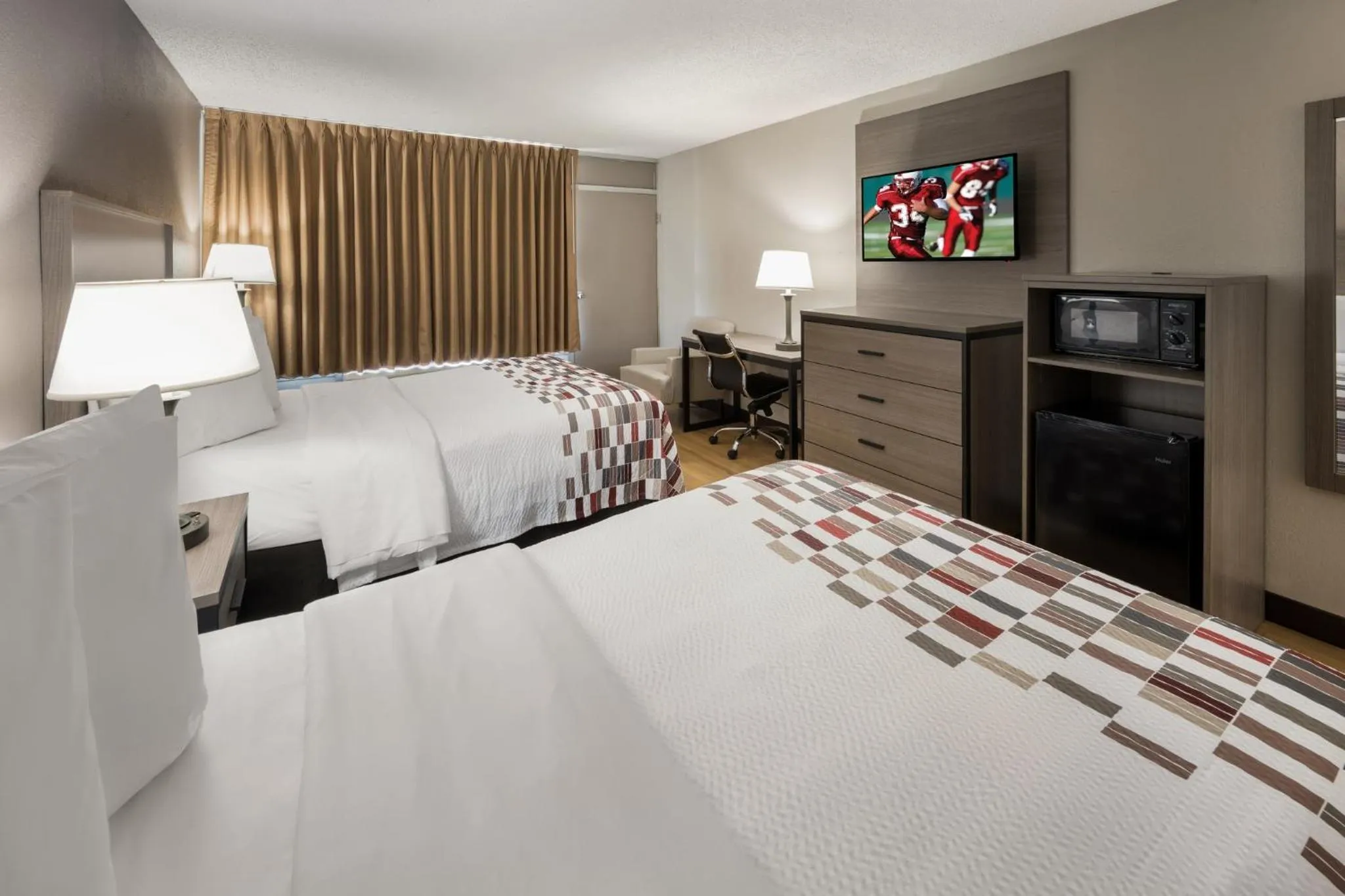 Deluxe Double Room with Two Double Beds - Non-Smoking in Red Roof Inn Dumfries-Quantico