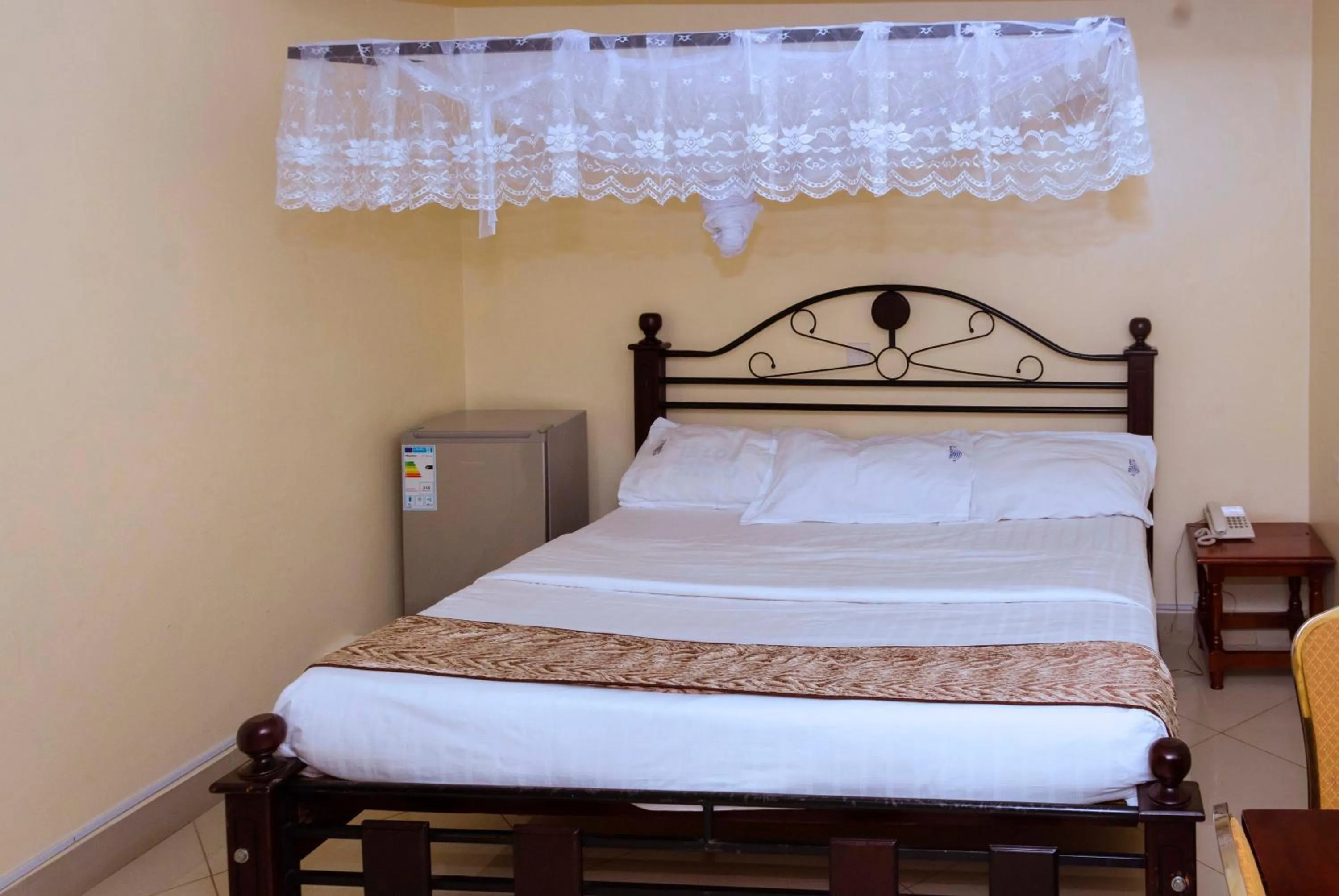 Standard Single Room - single occupancy in G-One Hotel Kampala