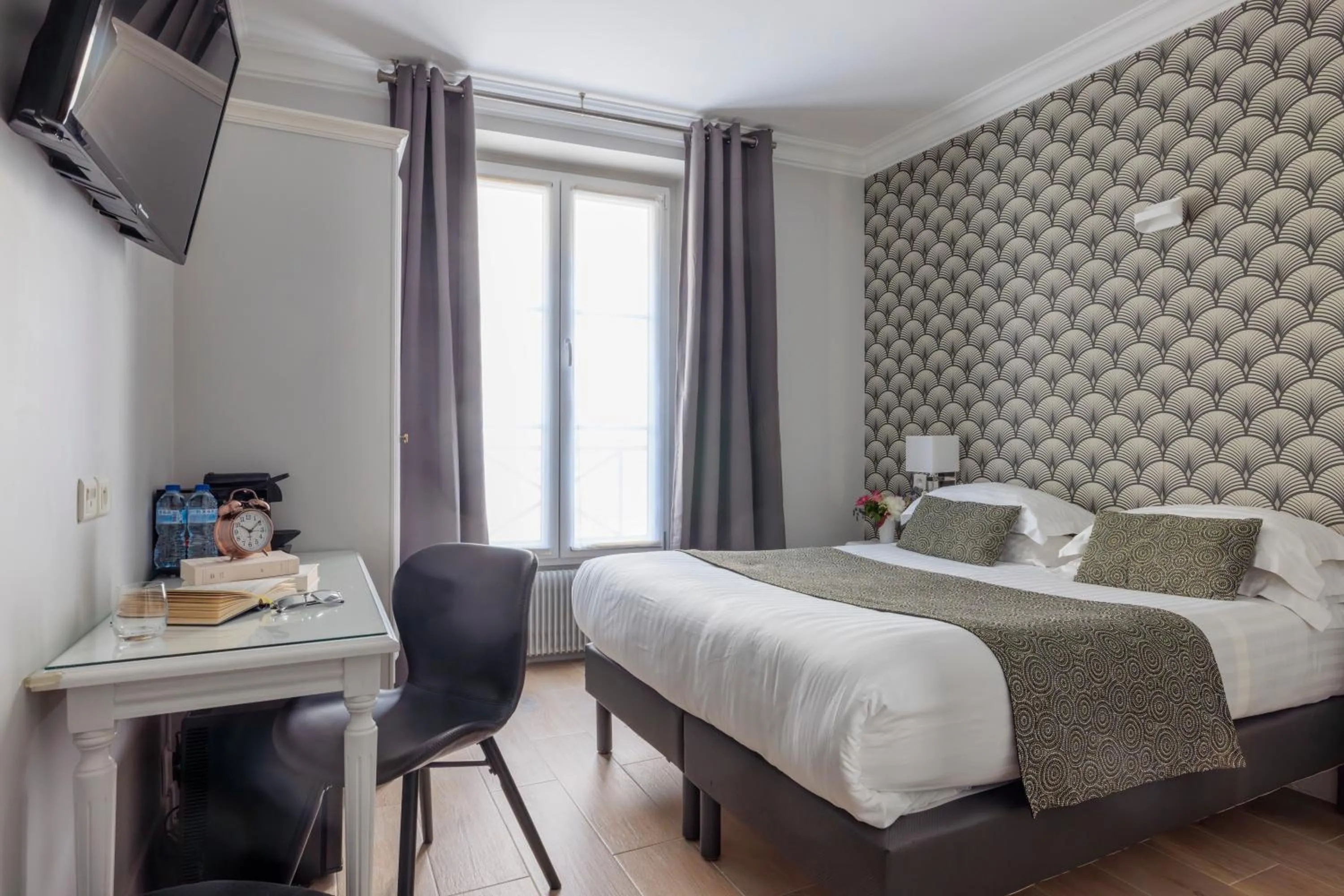 Comfort Double Room in Hôtel Saint Martin Bastille
