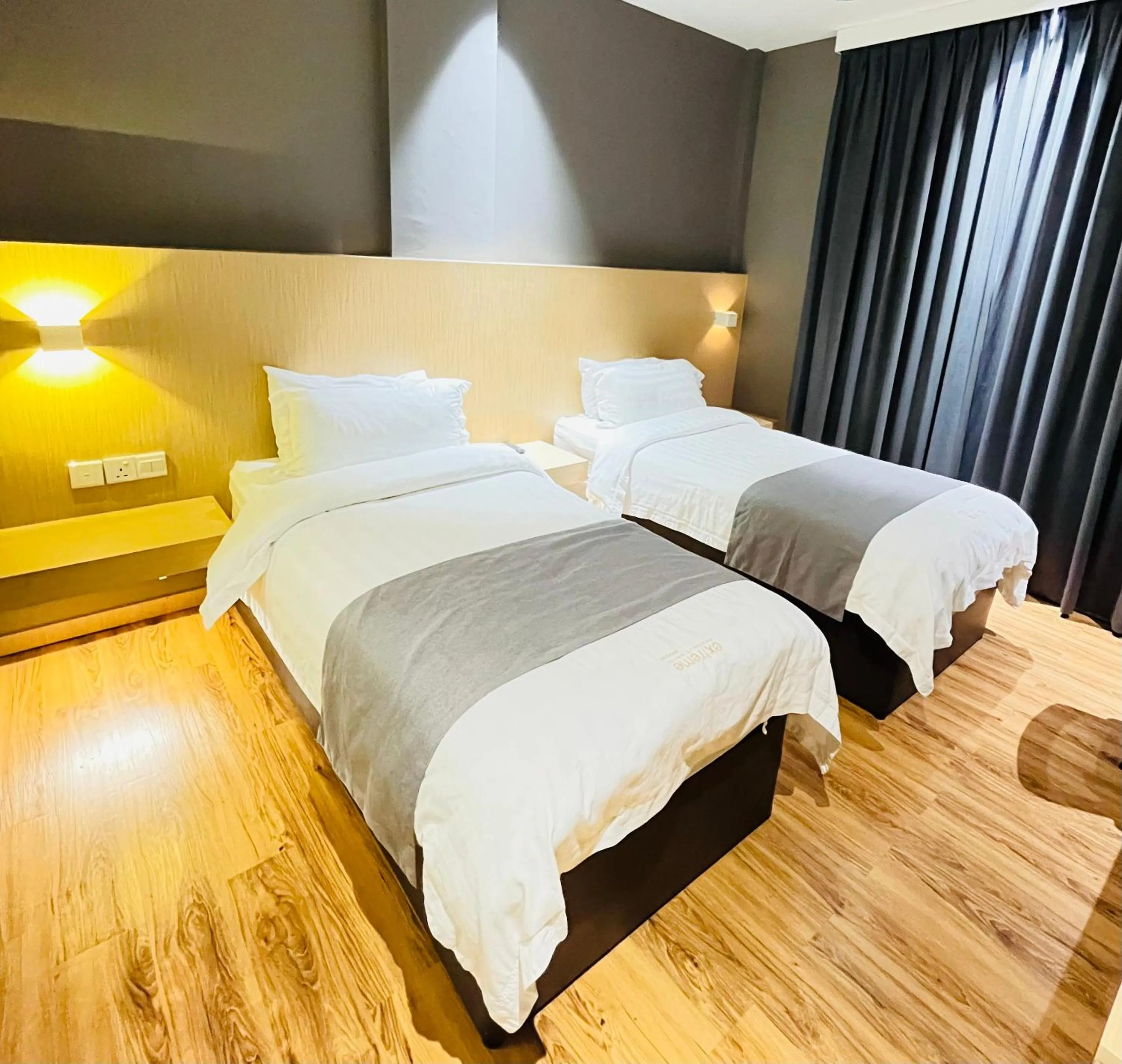 Superior Twin Room in Extreme Boutique Hotel