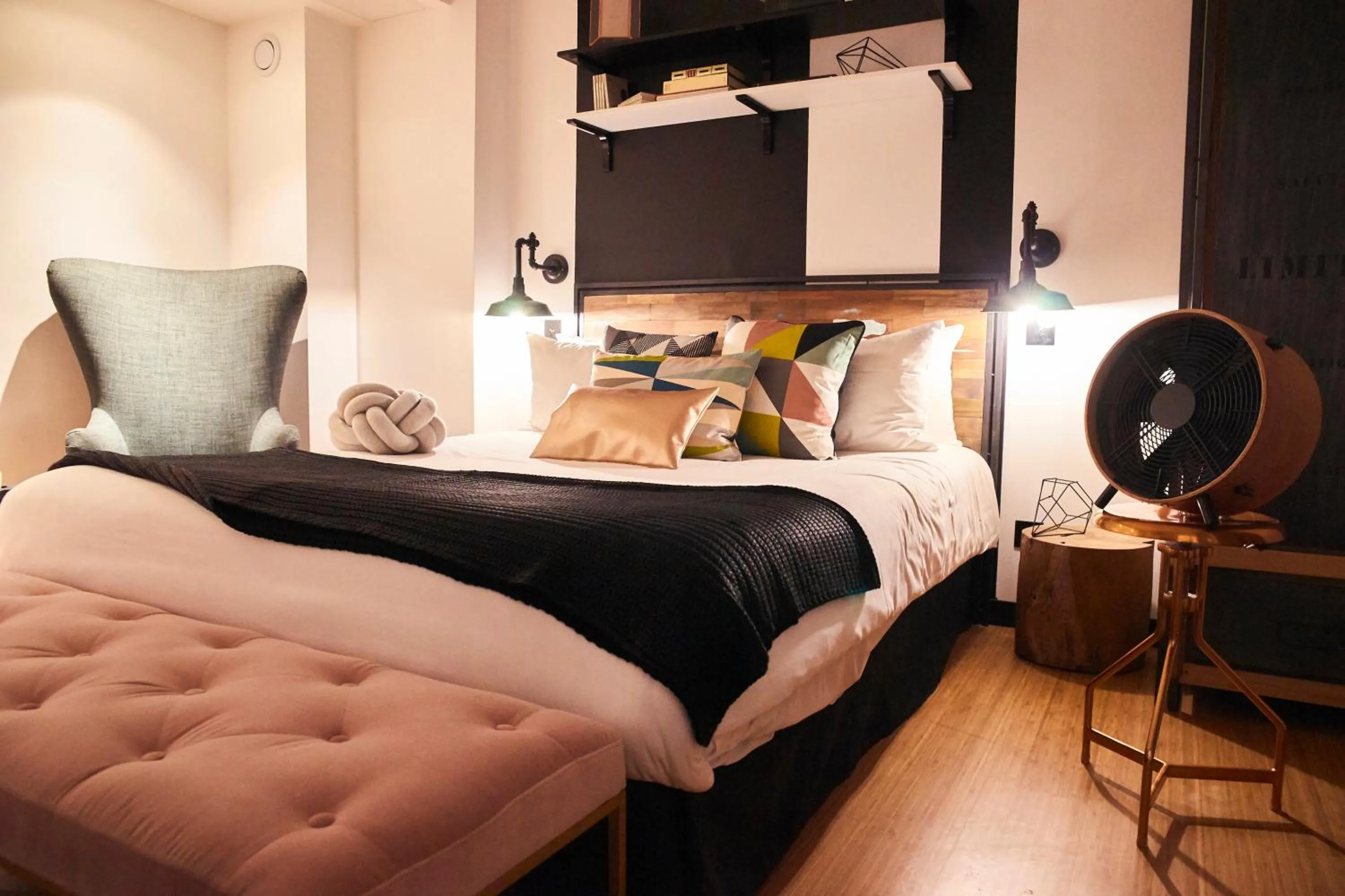 Junior Suite in Madrigal