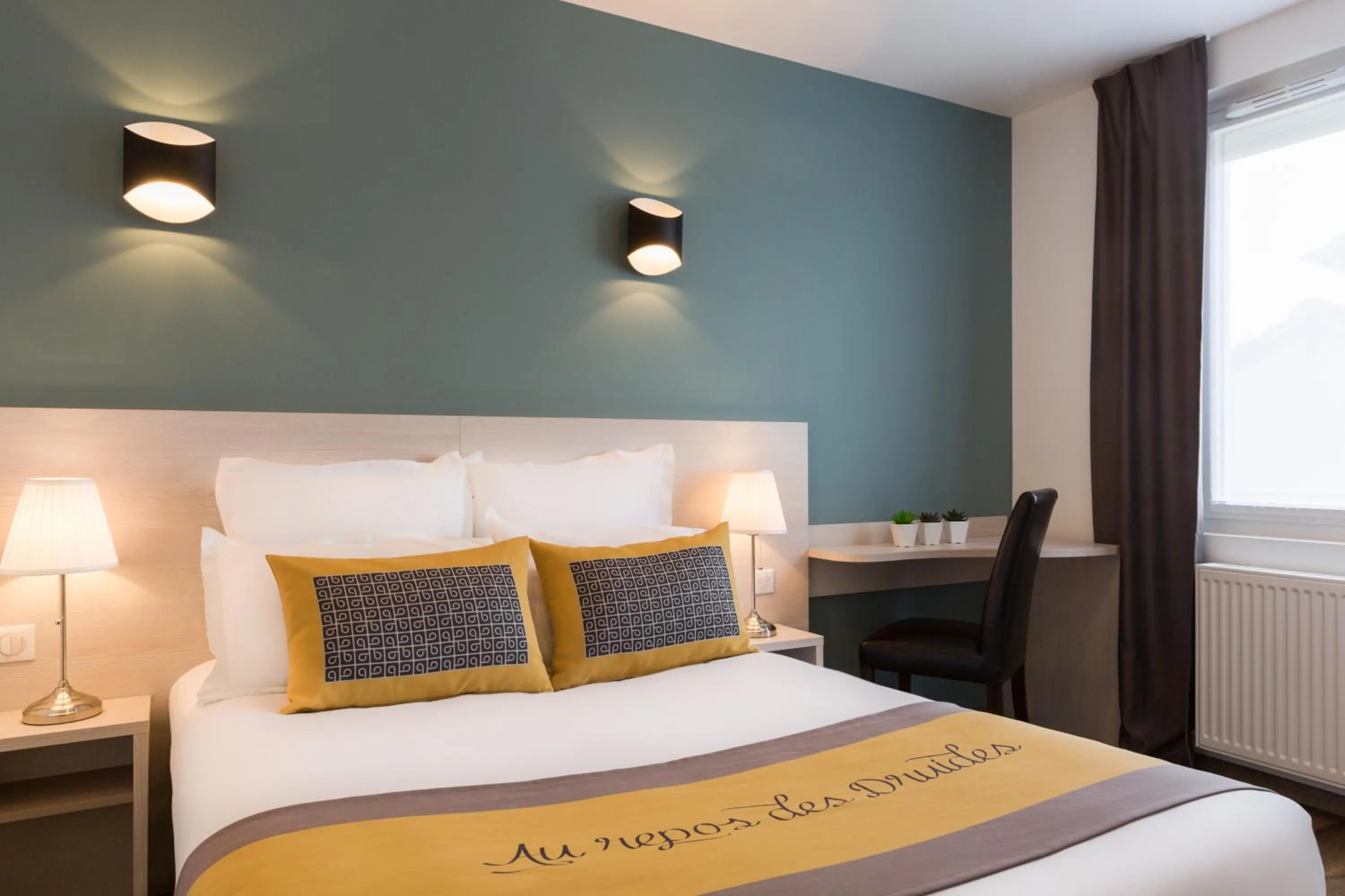 Standard Double Room in The Originals City, le Relais des Carnutes Brezolles Verneuil sur Avre