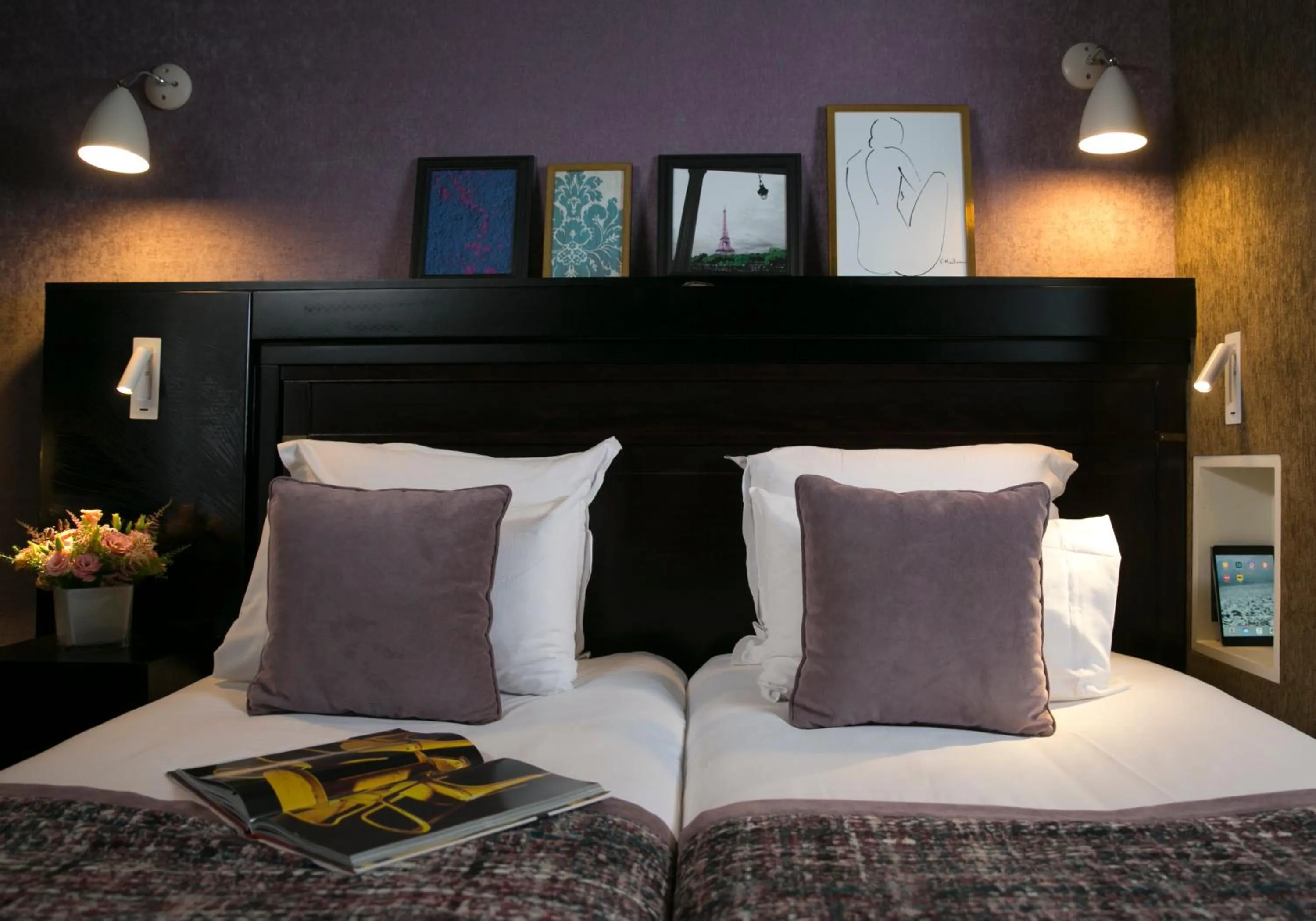 Classic Twin Room in Hotel de Neuville Arc de Triomphe