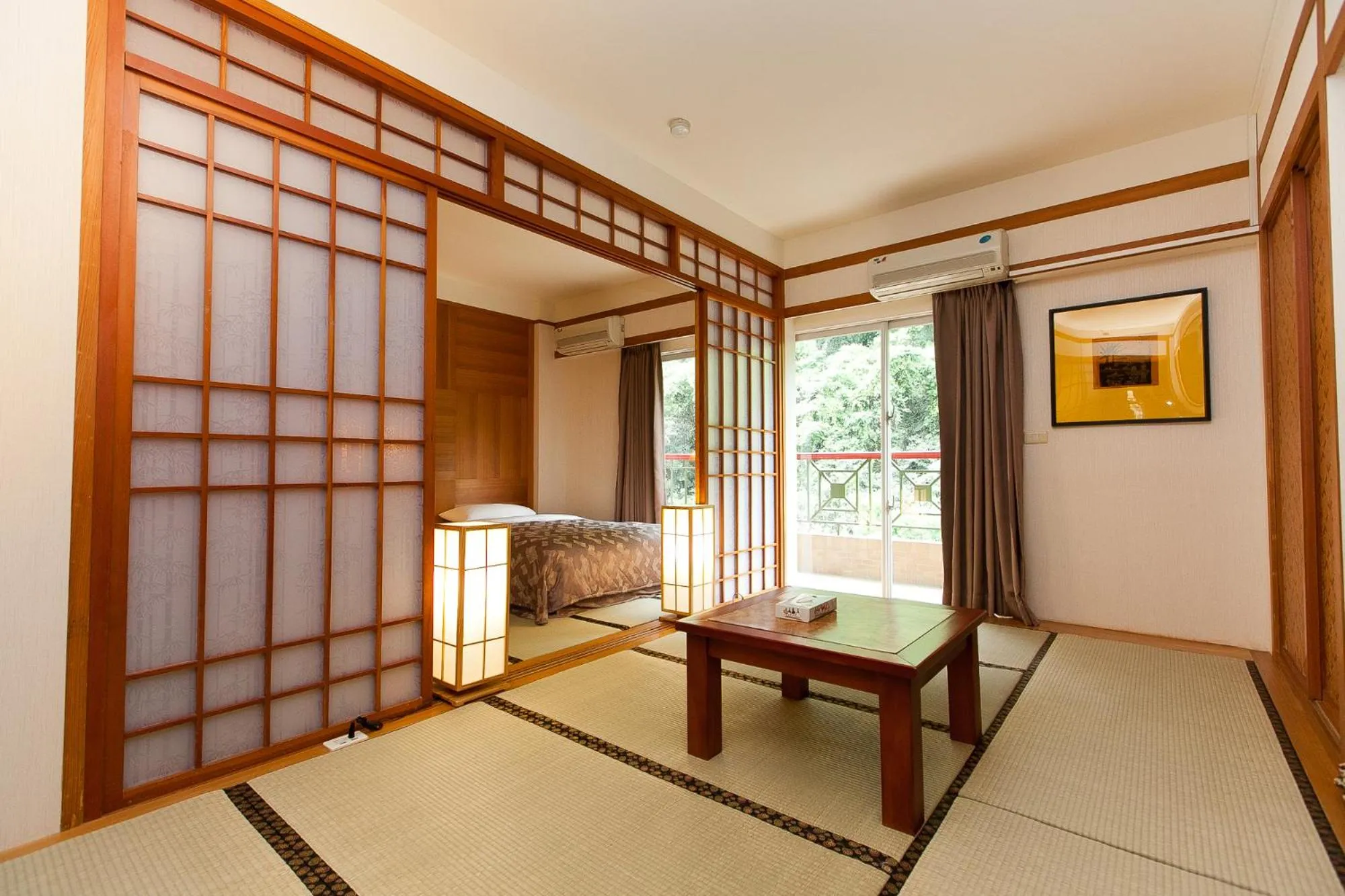 Japanese-Style Quadruple Room in Hoya Hotel