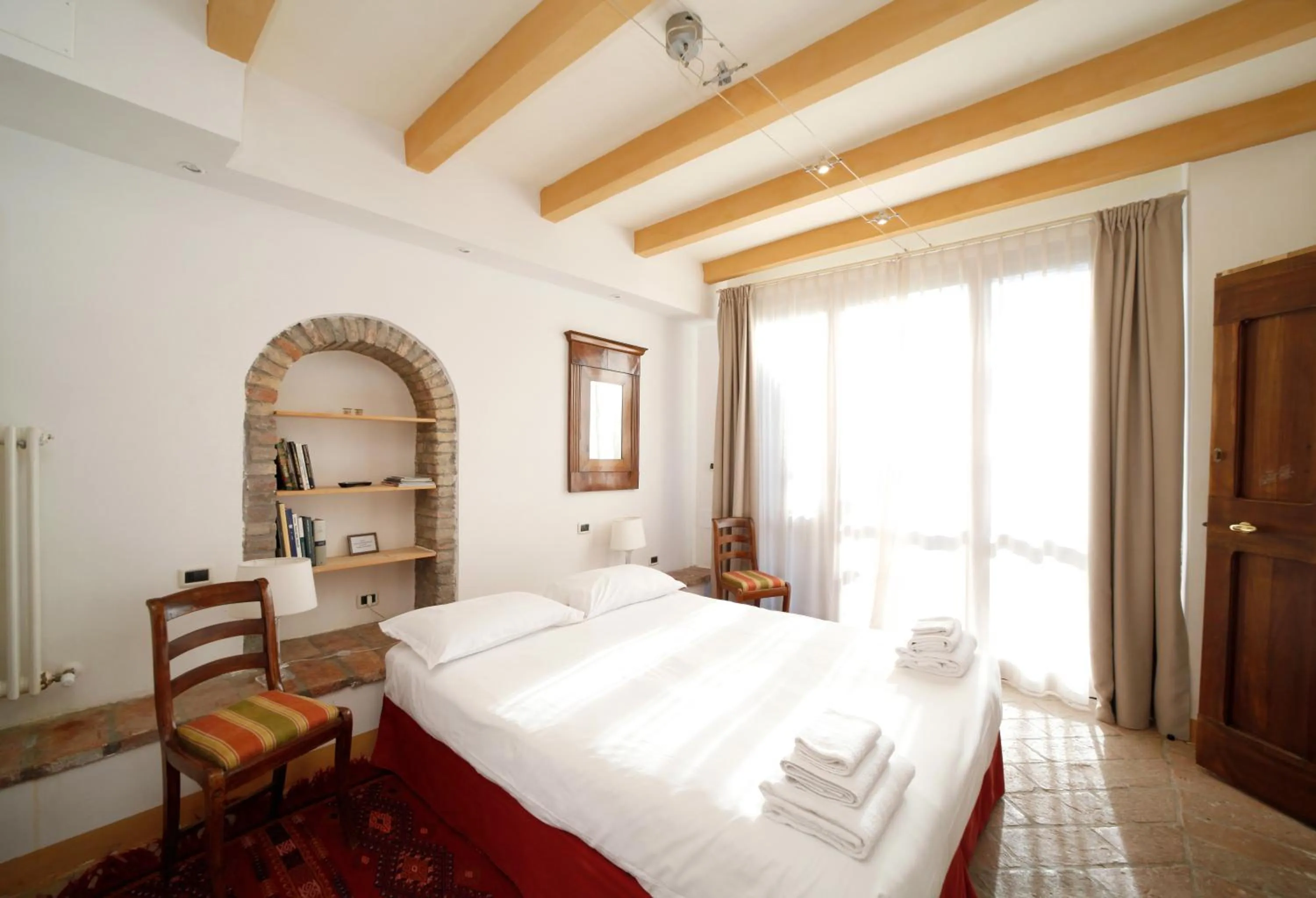 Apartment with Garden View in BolognaRoomscom - La Quercia