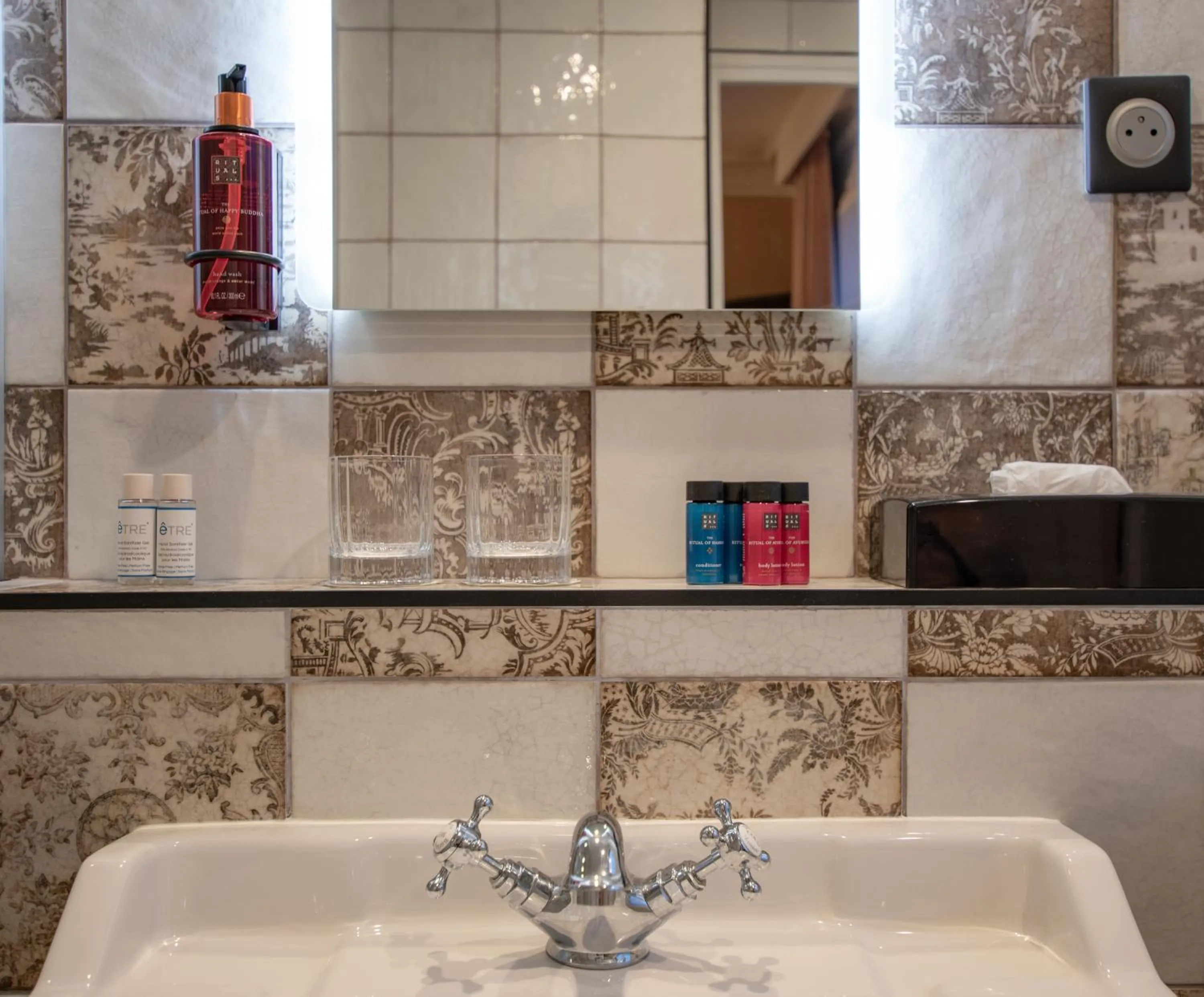 Superior Room in ELSA, Hôtel Paris