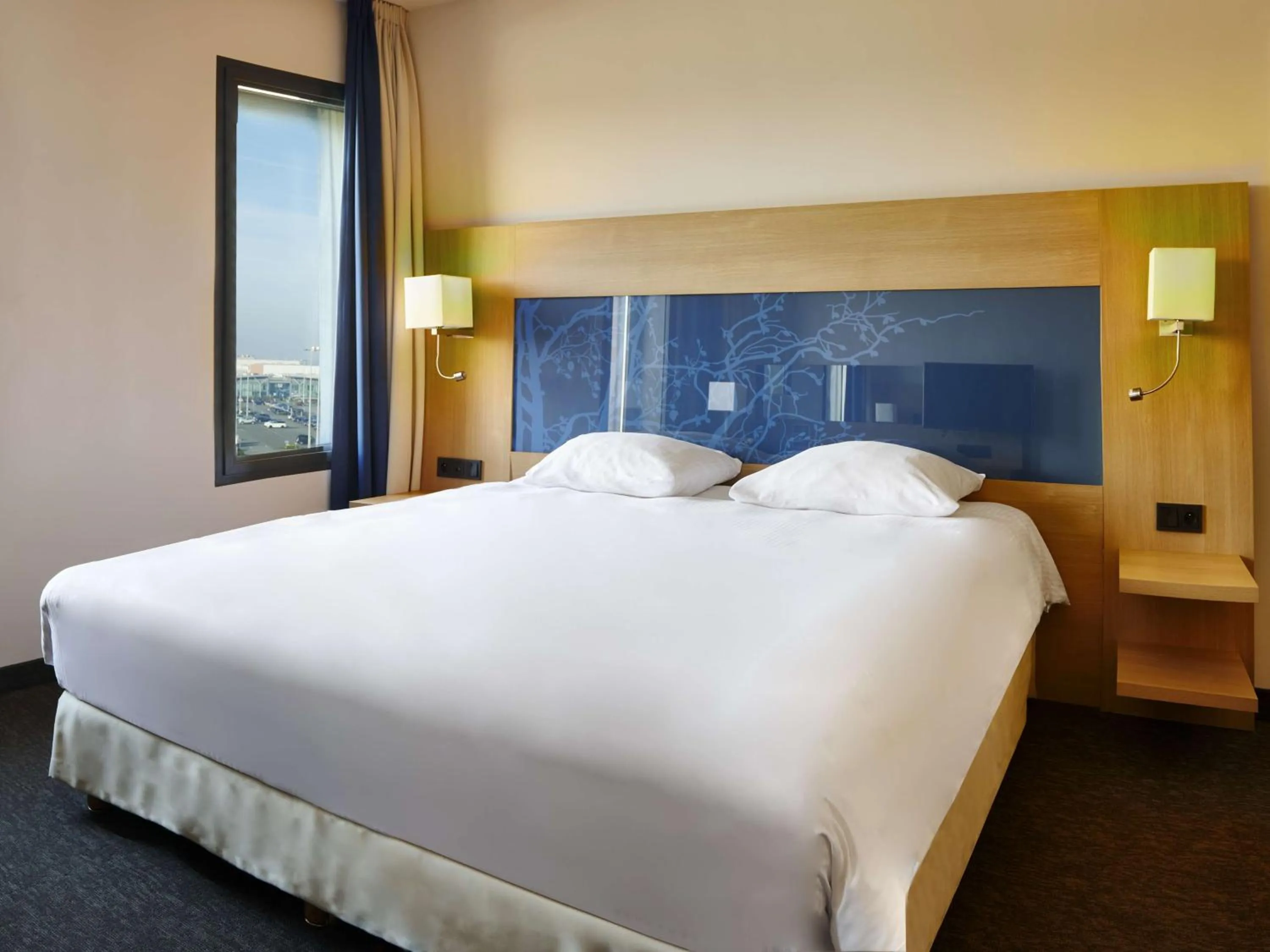 Standard Room With Airport View in Park Inn by Radisson Liege Airport