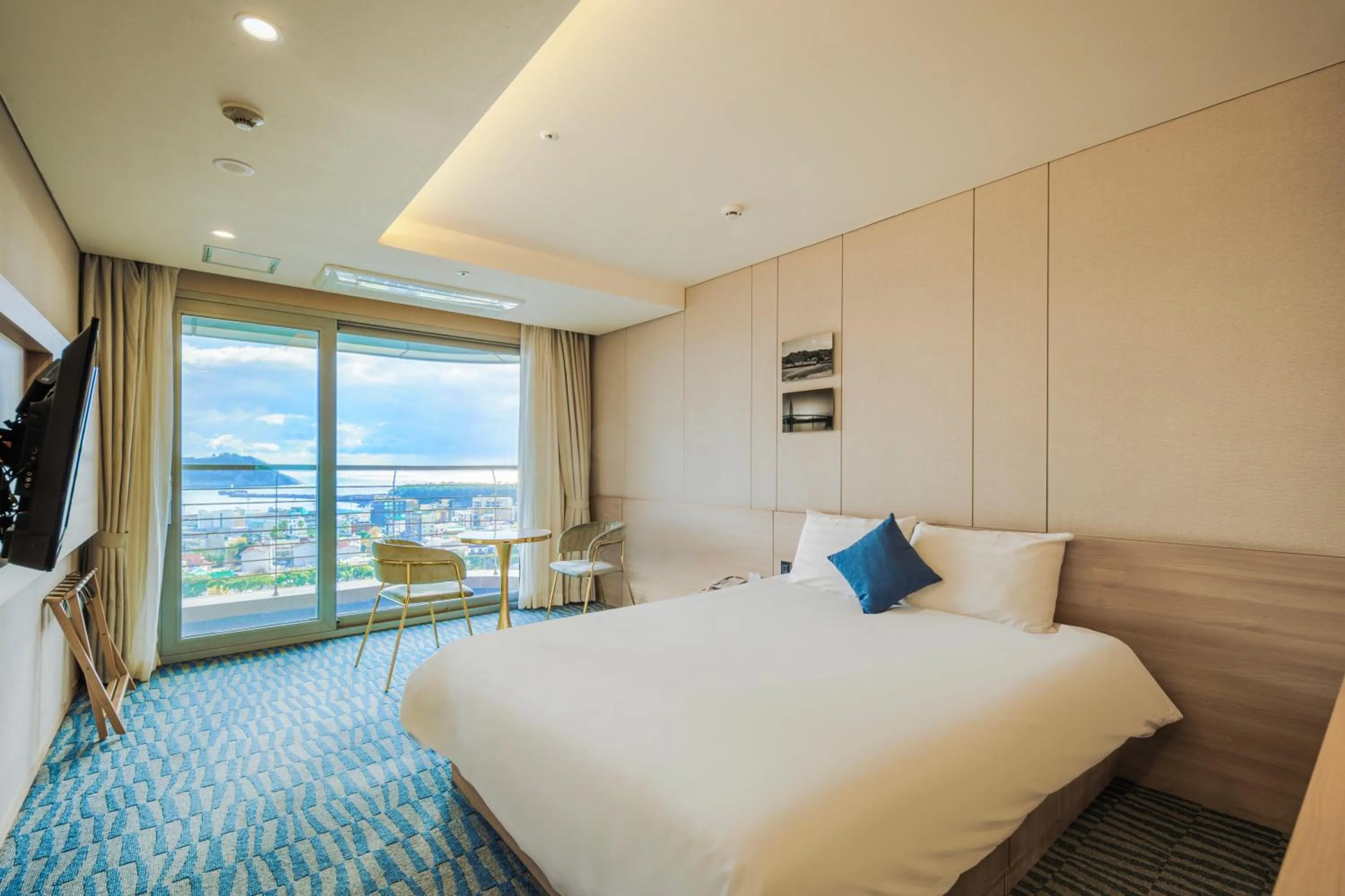 Executive Double Room with Sea View in Hotel bridge Seogwipo