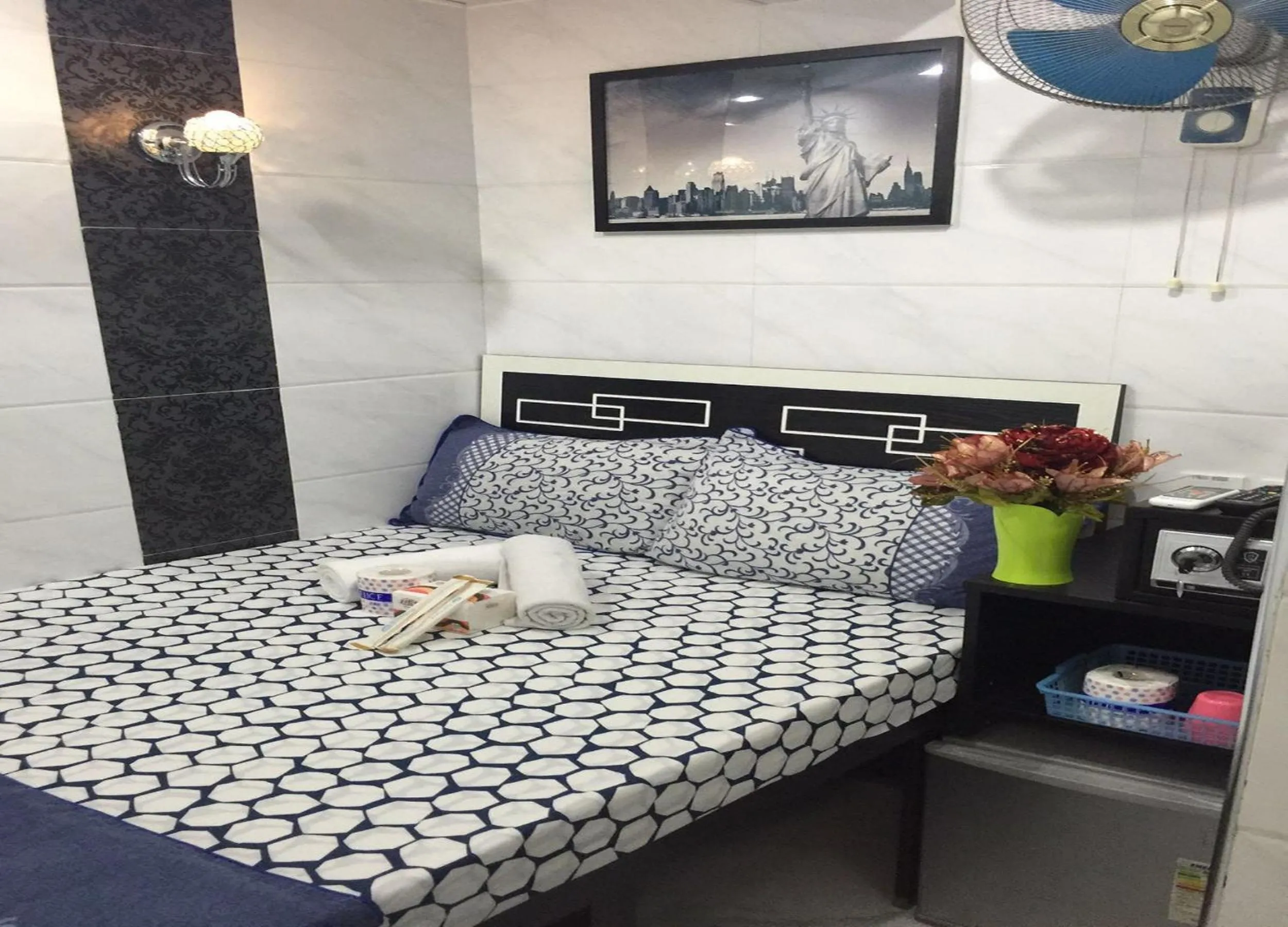 Standard Double Room in Skystar Hostel