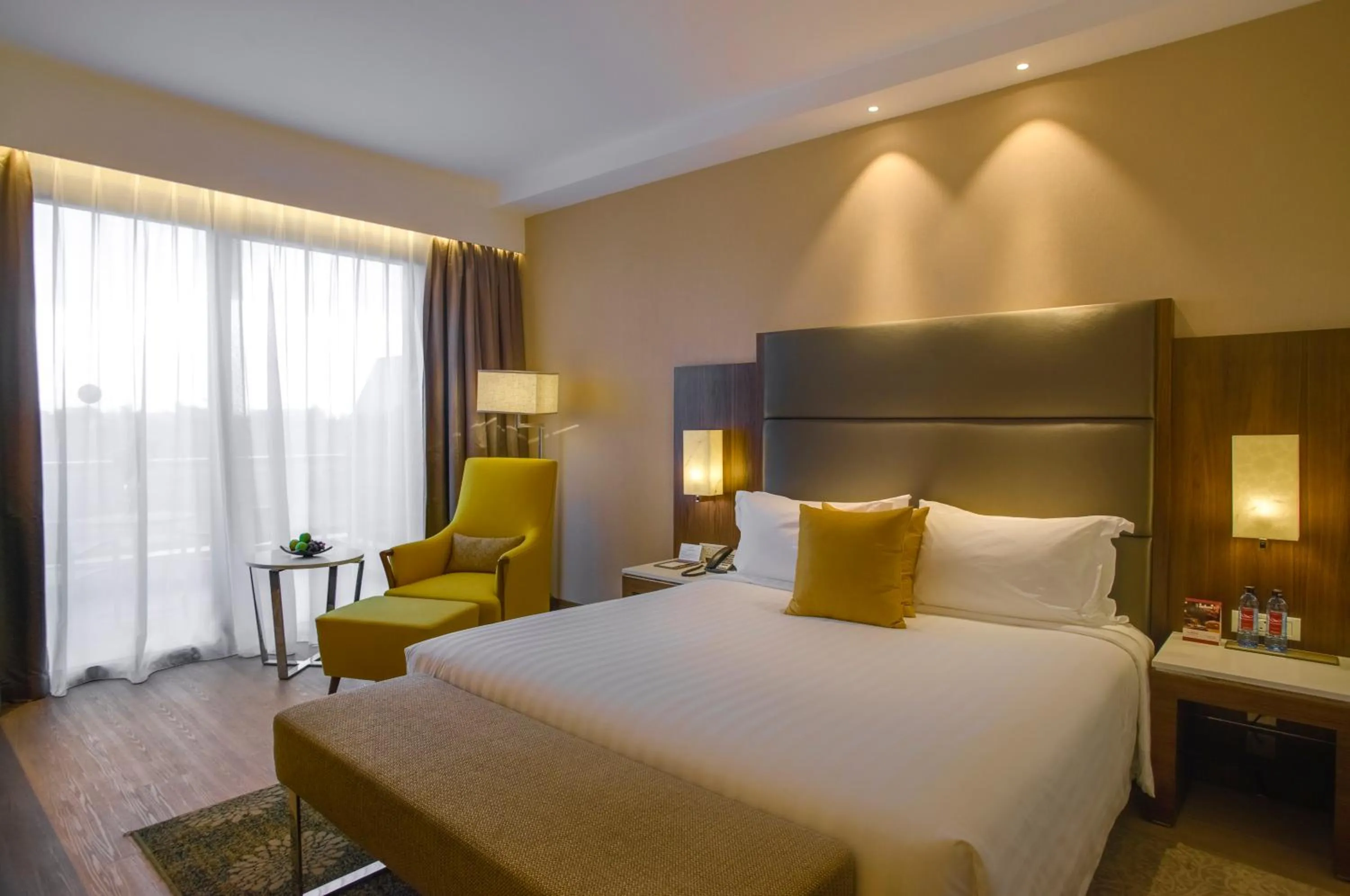 Standard King Room with Balcony in Crowne Plaza Nairobi Airport by IHG