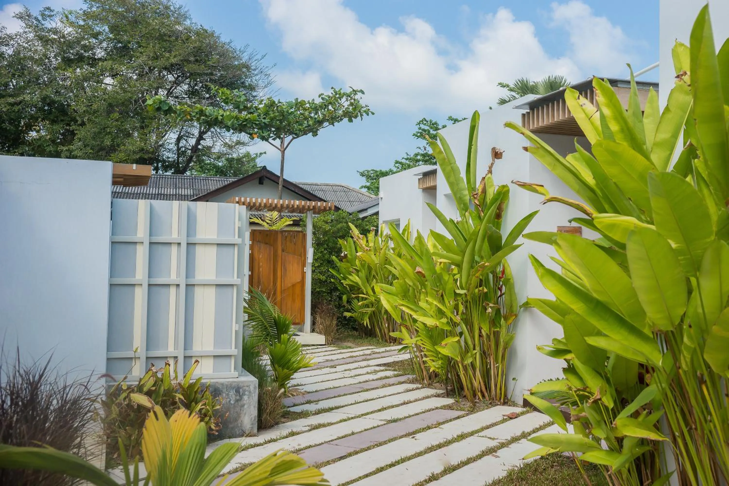 Pool Villa in White Sand Samui Resort