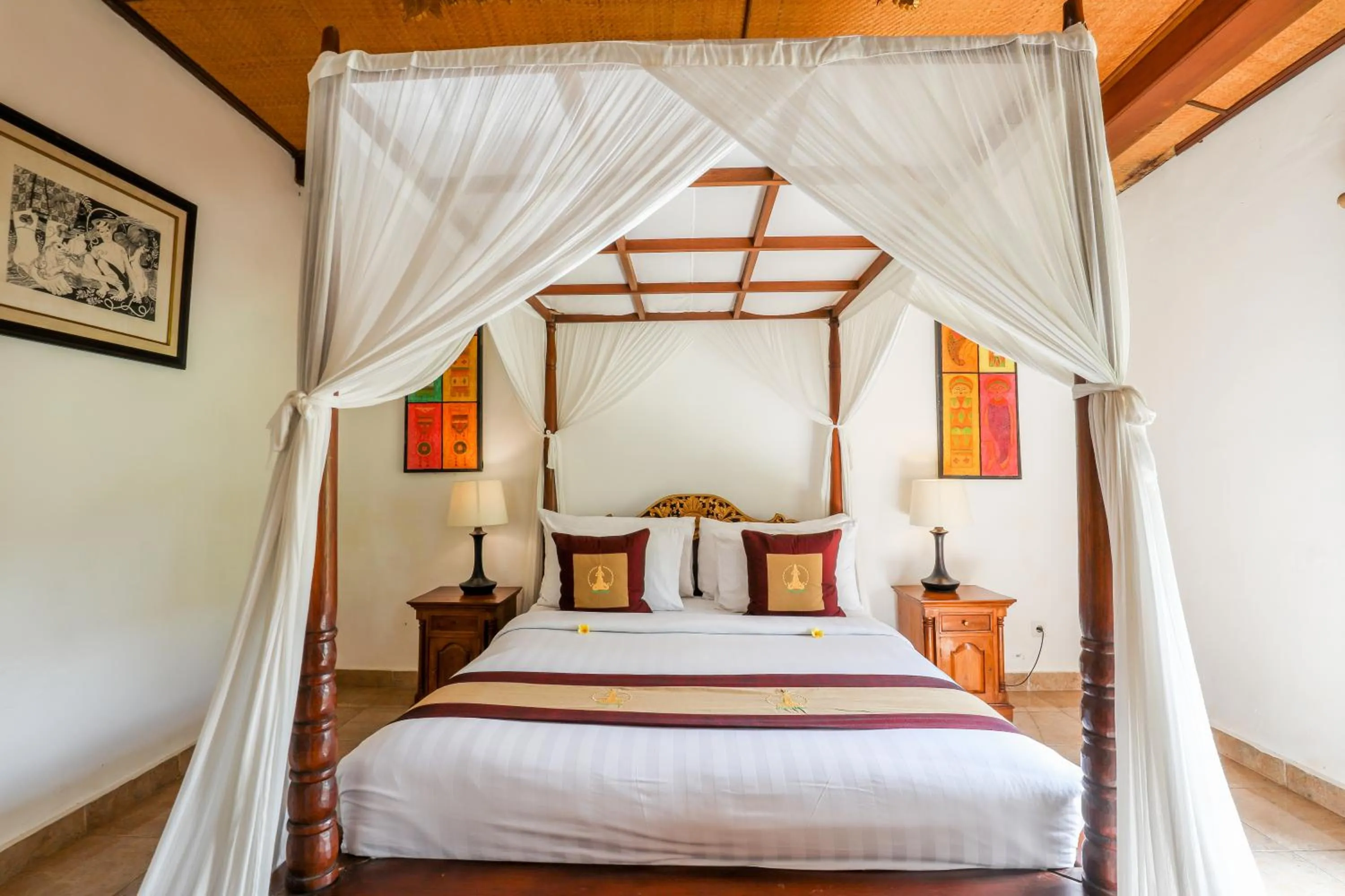 Queen Room with Balcony in Uma Dawa Resort and Spa
