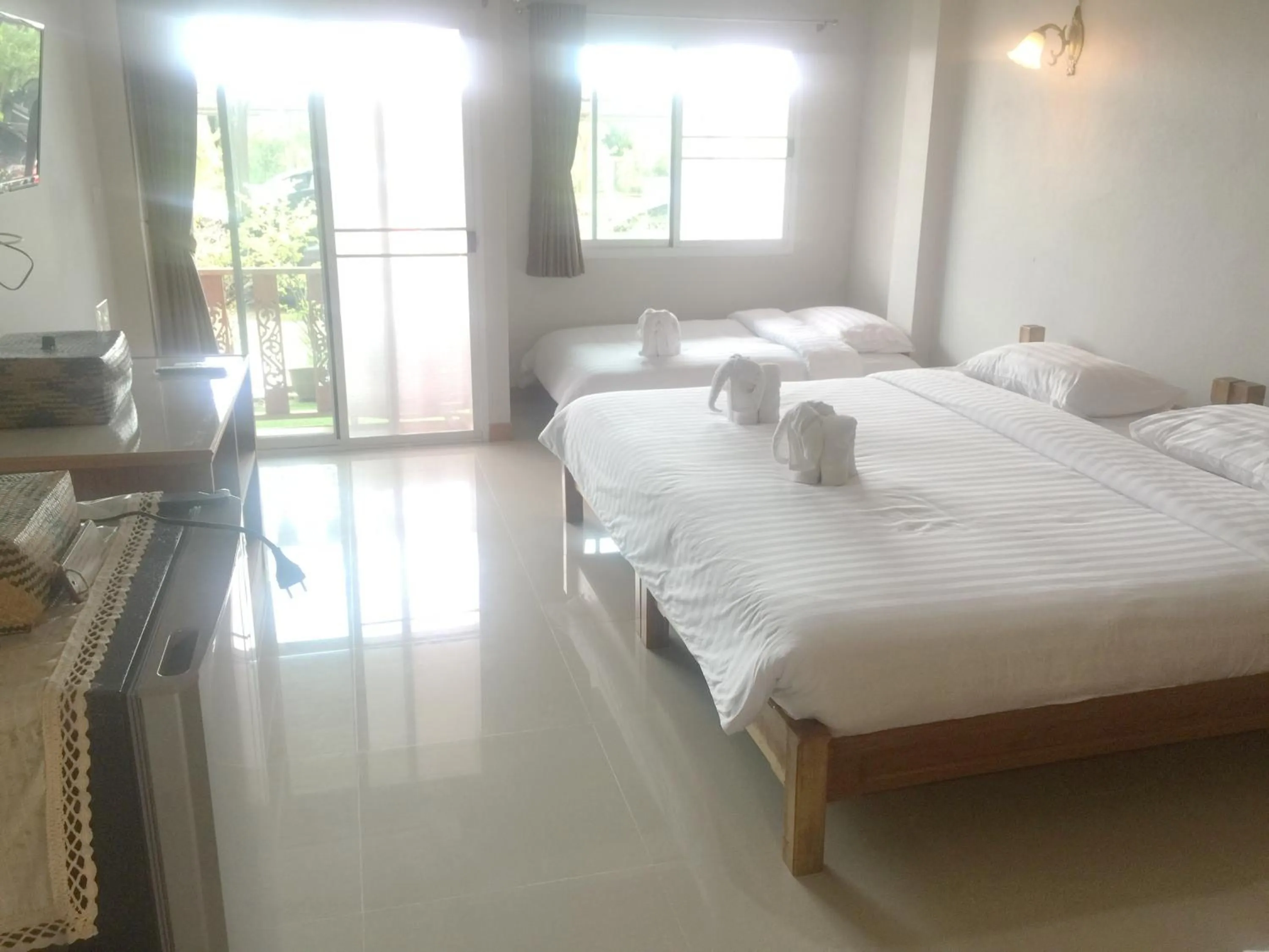 Superior Triple Room in Baan Bangrak Residence
