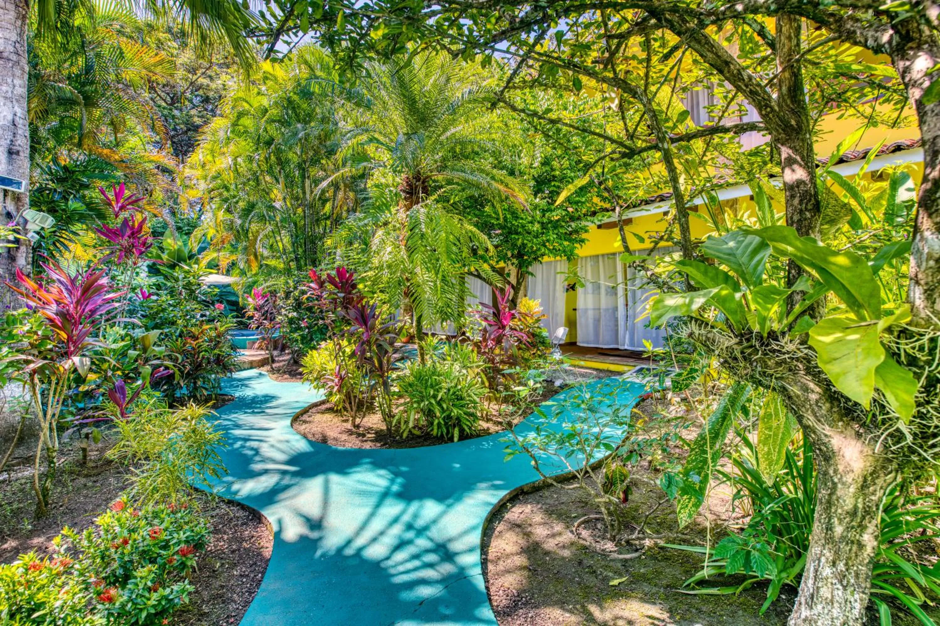 Three-Bedroom Villa in Villas Verdes