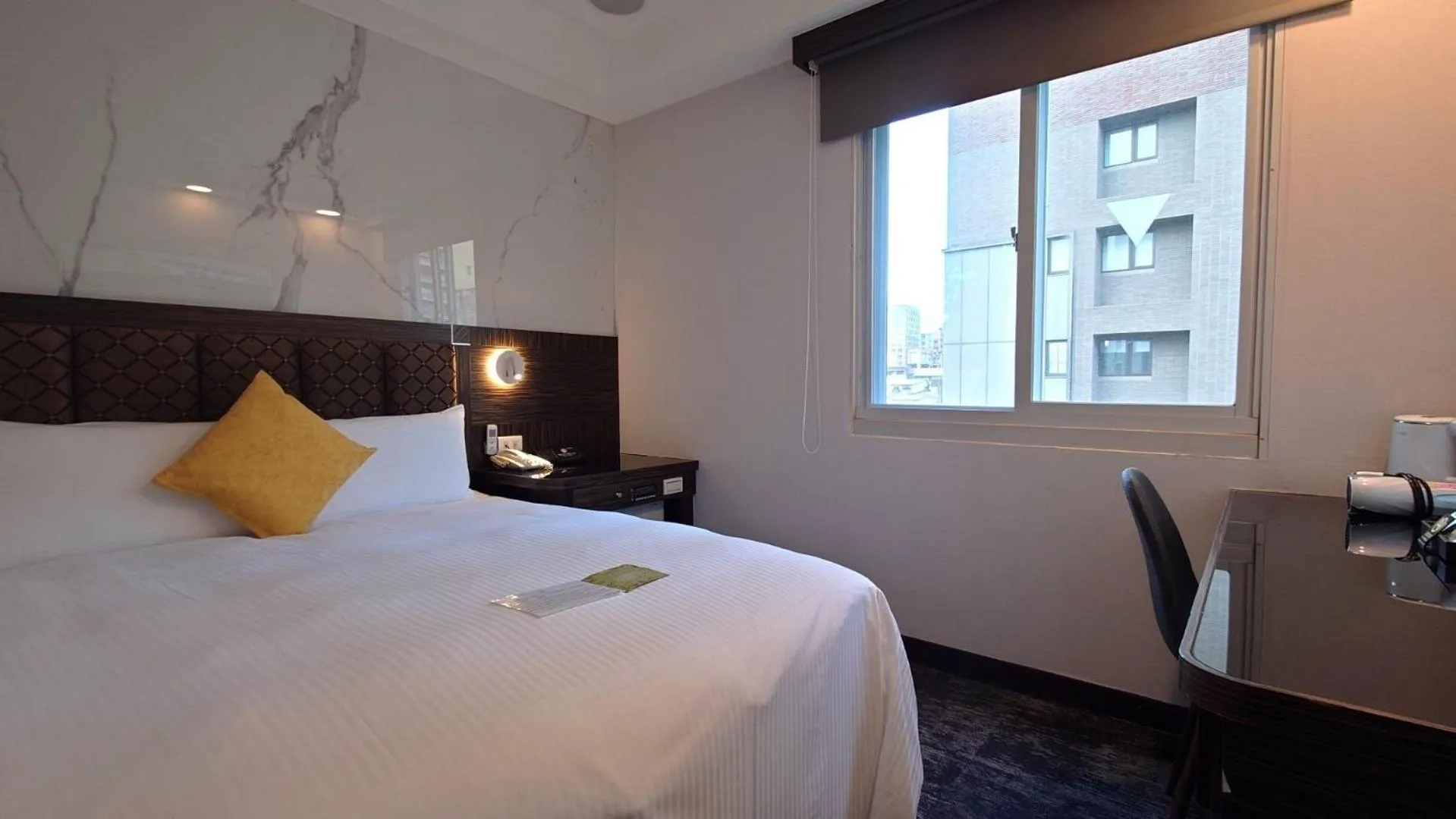 Standard Double Room in Hub Hotel - Zhongshan Branch