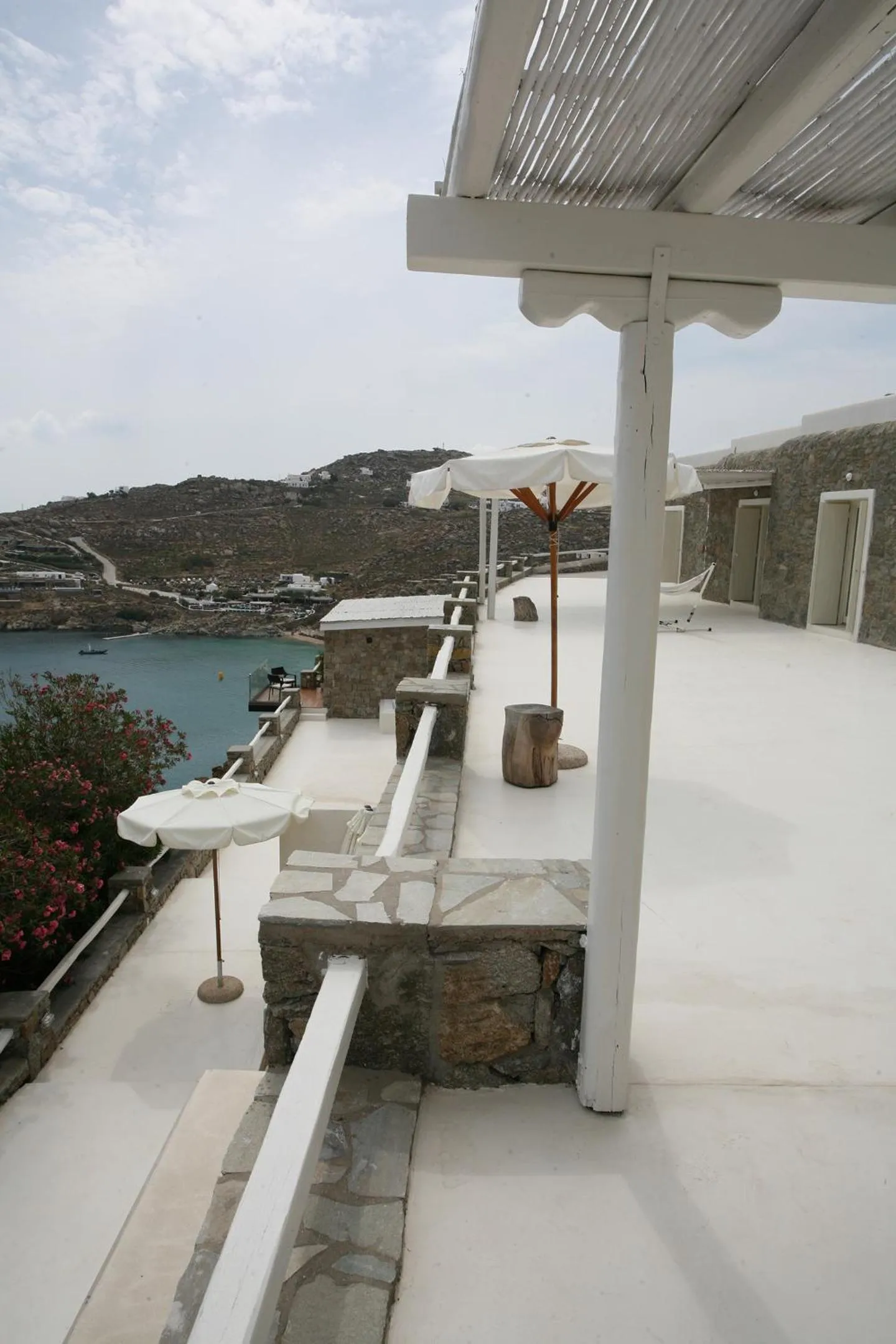 Melaina Villa with Sea View in Atlantis Beach Residence