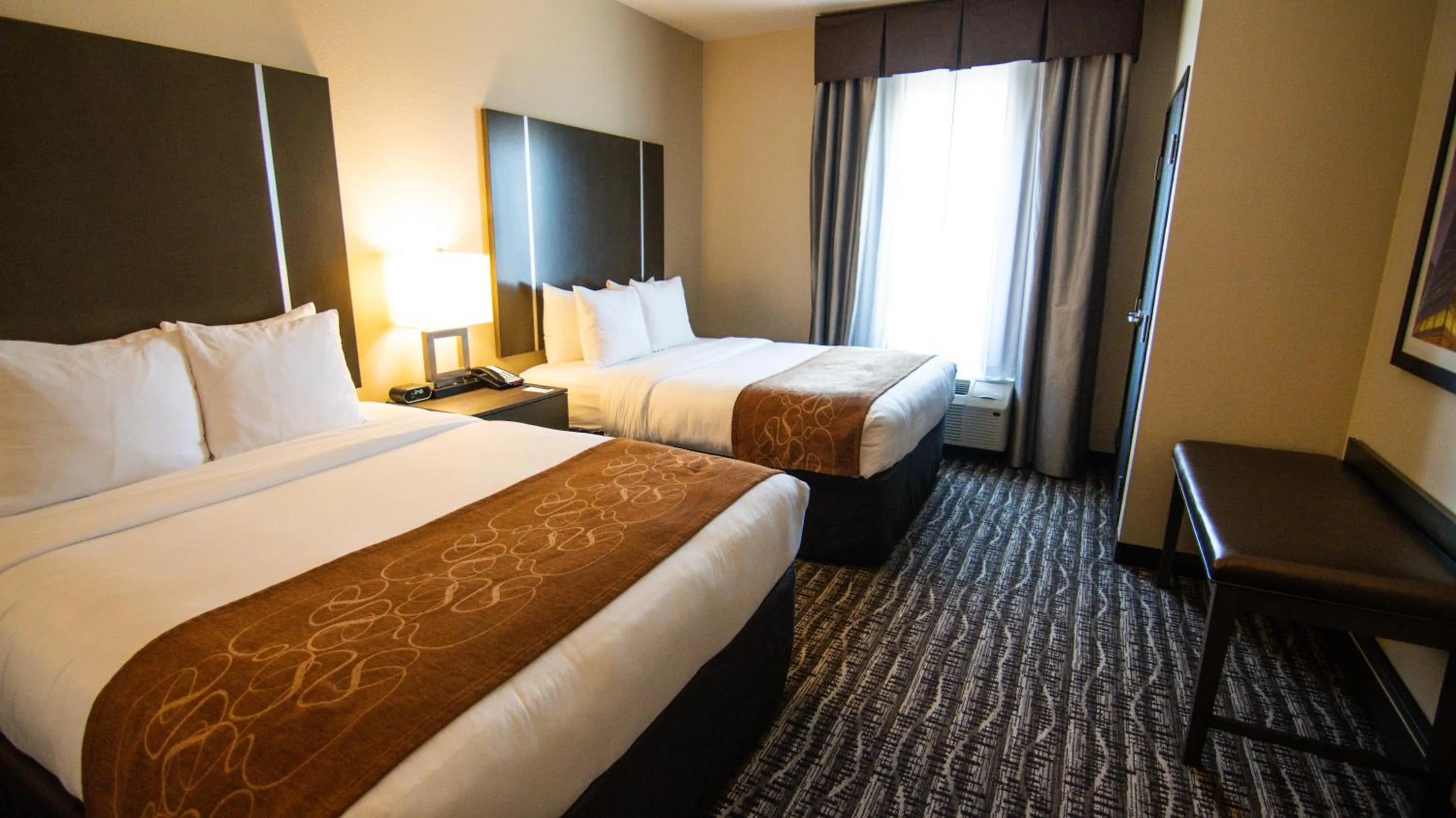 Queen Room with Two Queen Beds - Disability Access/Non-Smoking in Comfort Suites Near Sam Houston Race Park