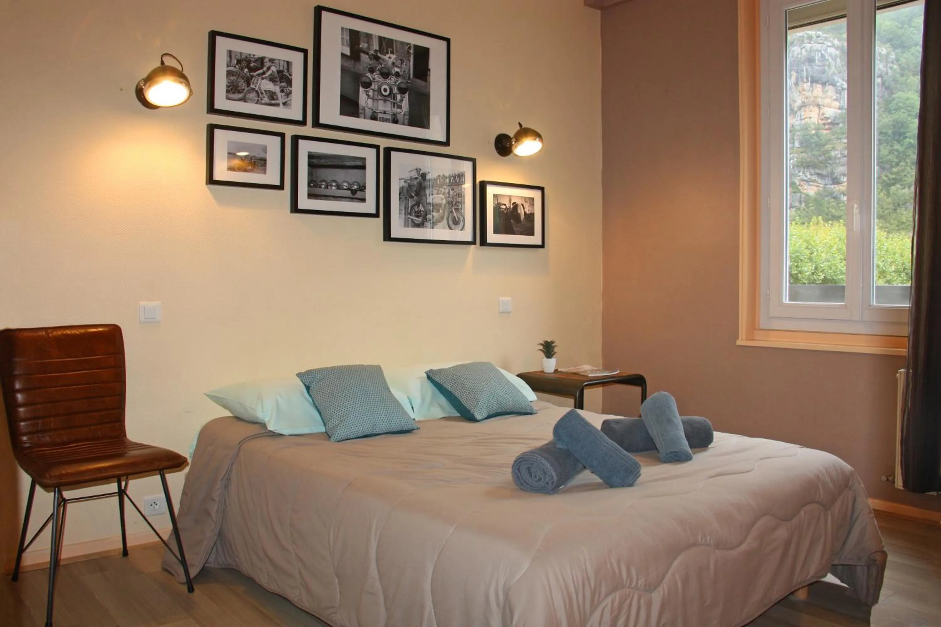 Double Room in Hôtel des Bateliers