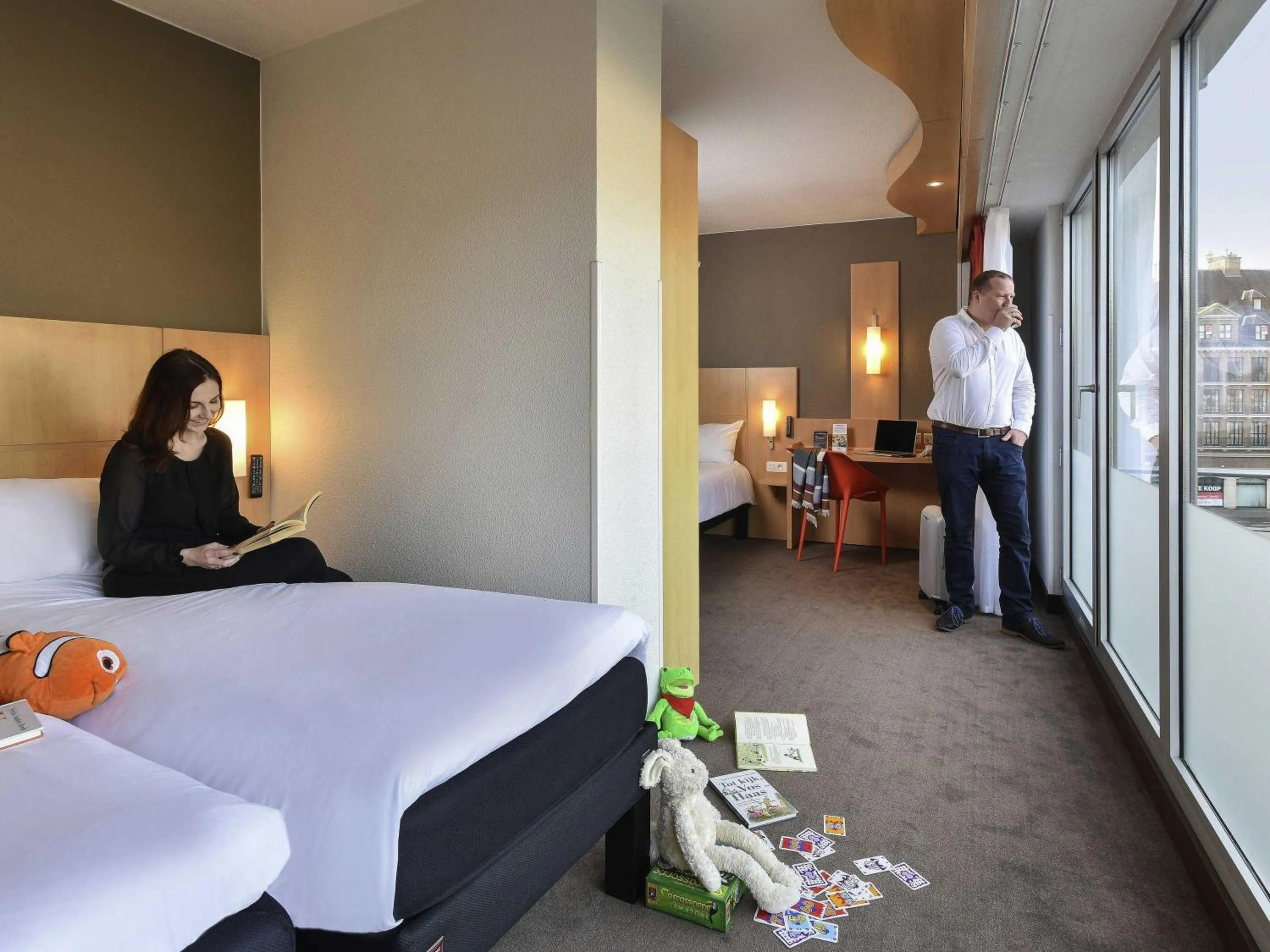 family room with one double and one single bed in ibis Kortrijk Centrum