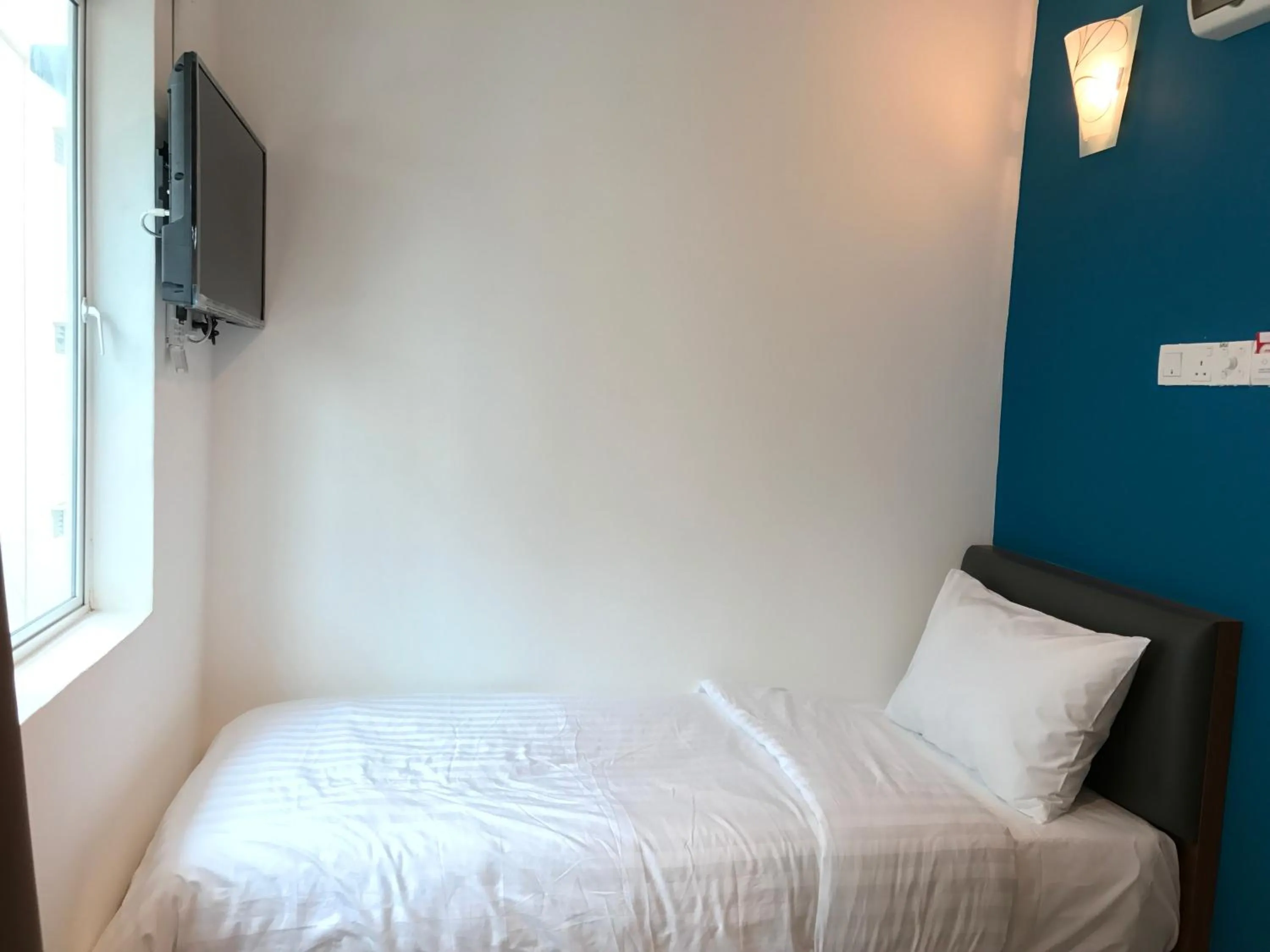 Deluxe Single Room in Brezza Hotel Sitiawan