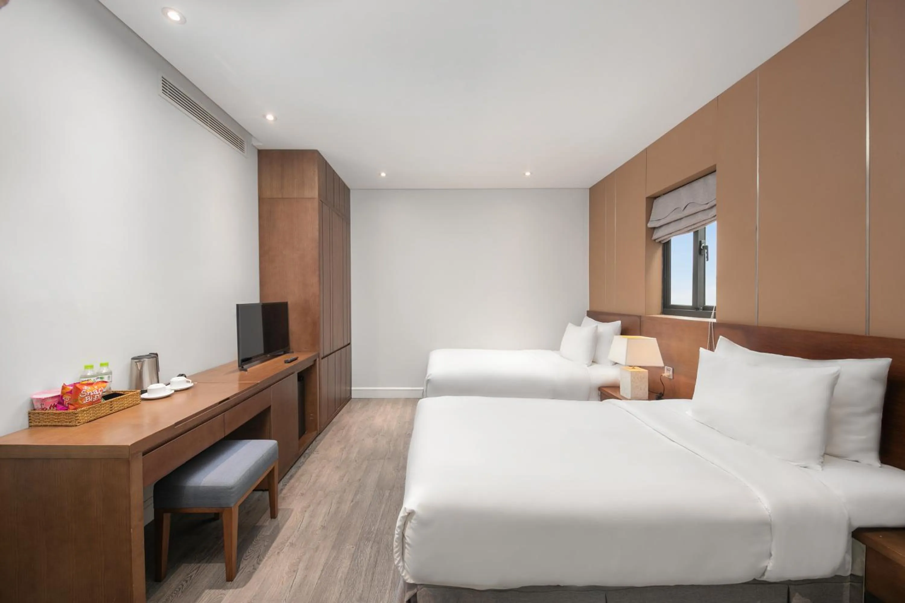 Superior Twin Room in Avora Hotel