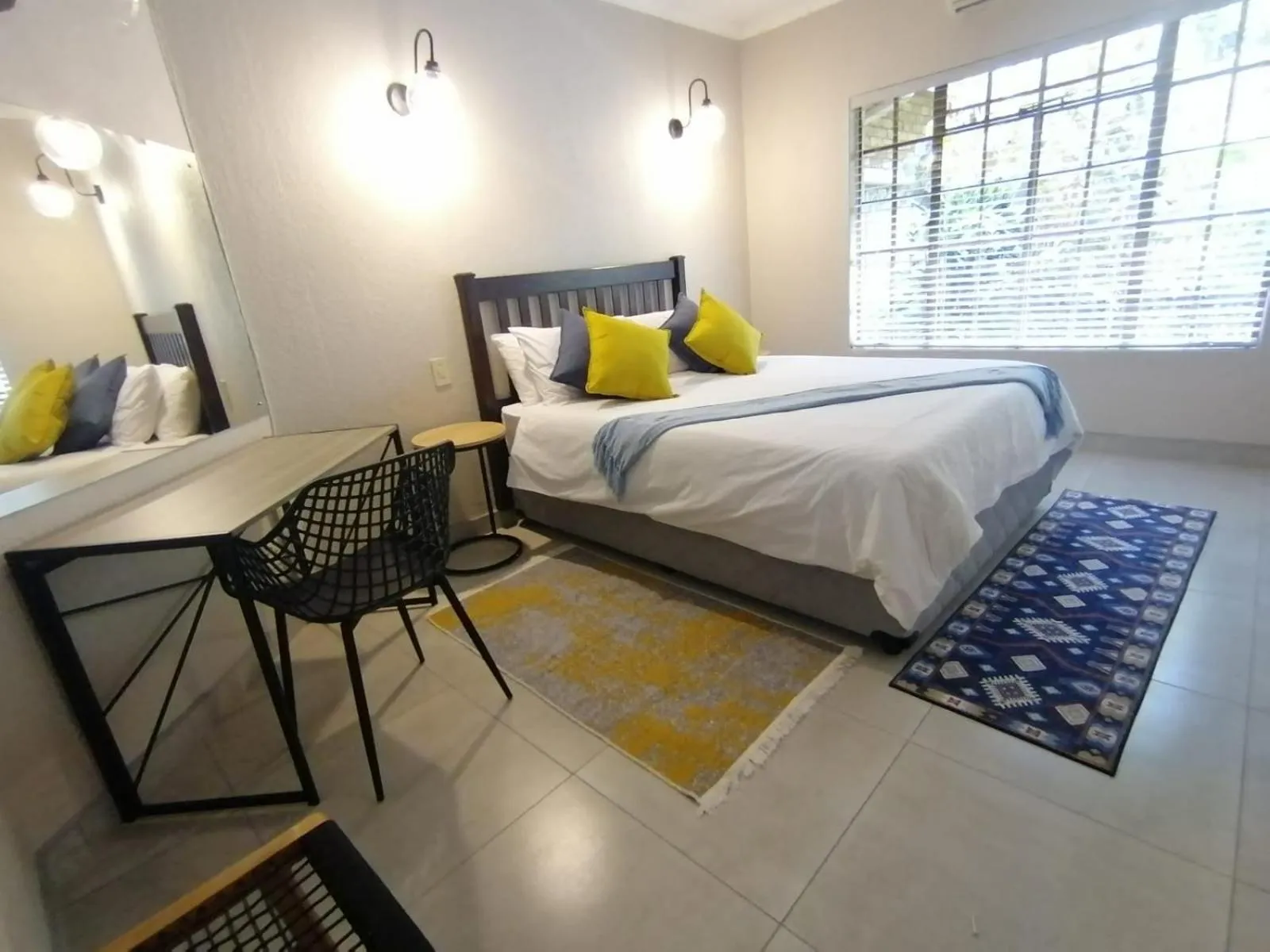 Classic Double Room - single occupancy in Shingalana Guest Lodge