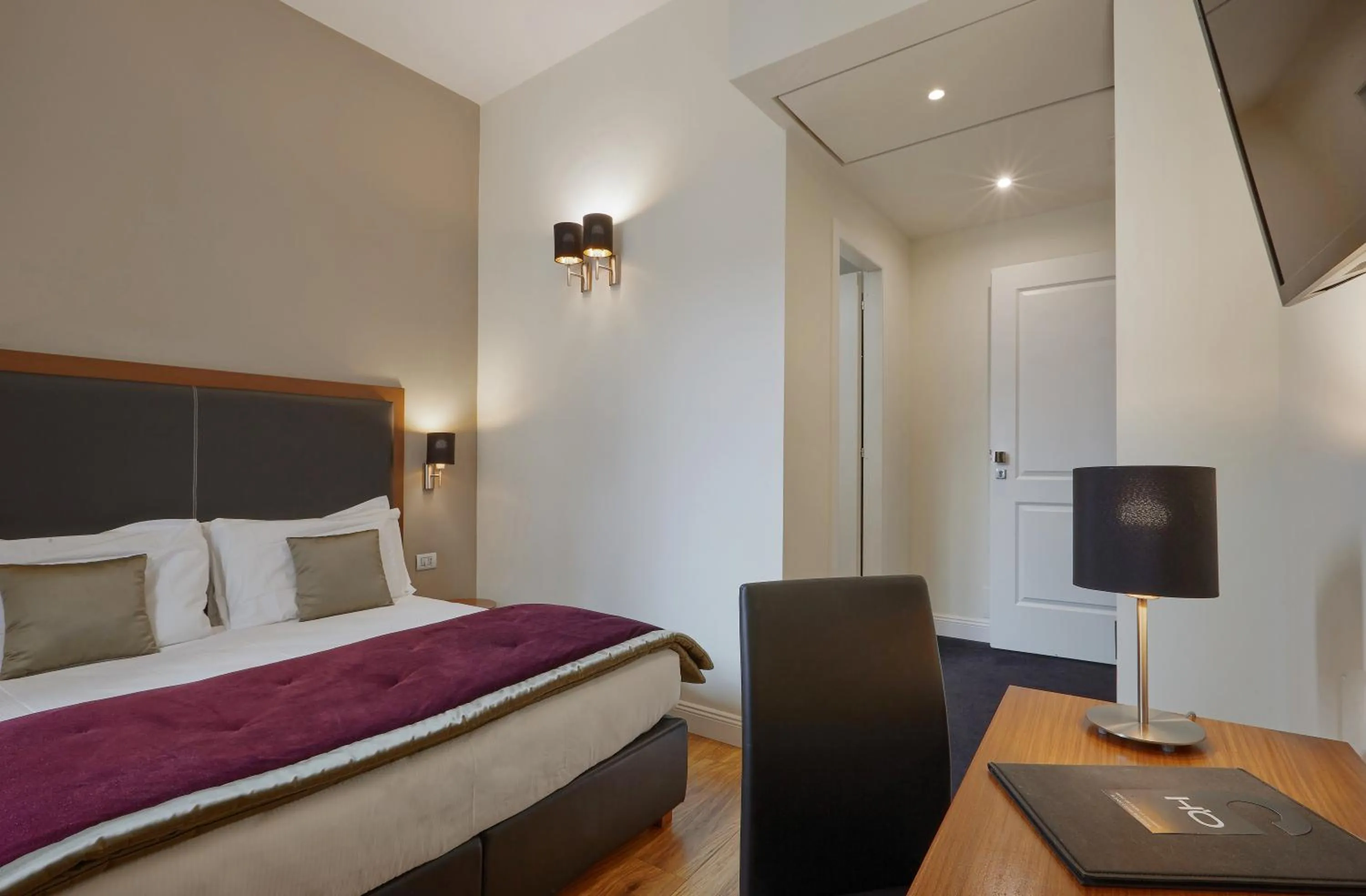 Superior Double or Twin Room  in L'obelisque maison de luxe