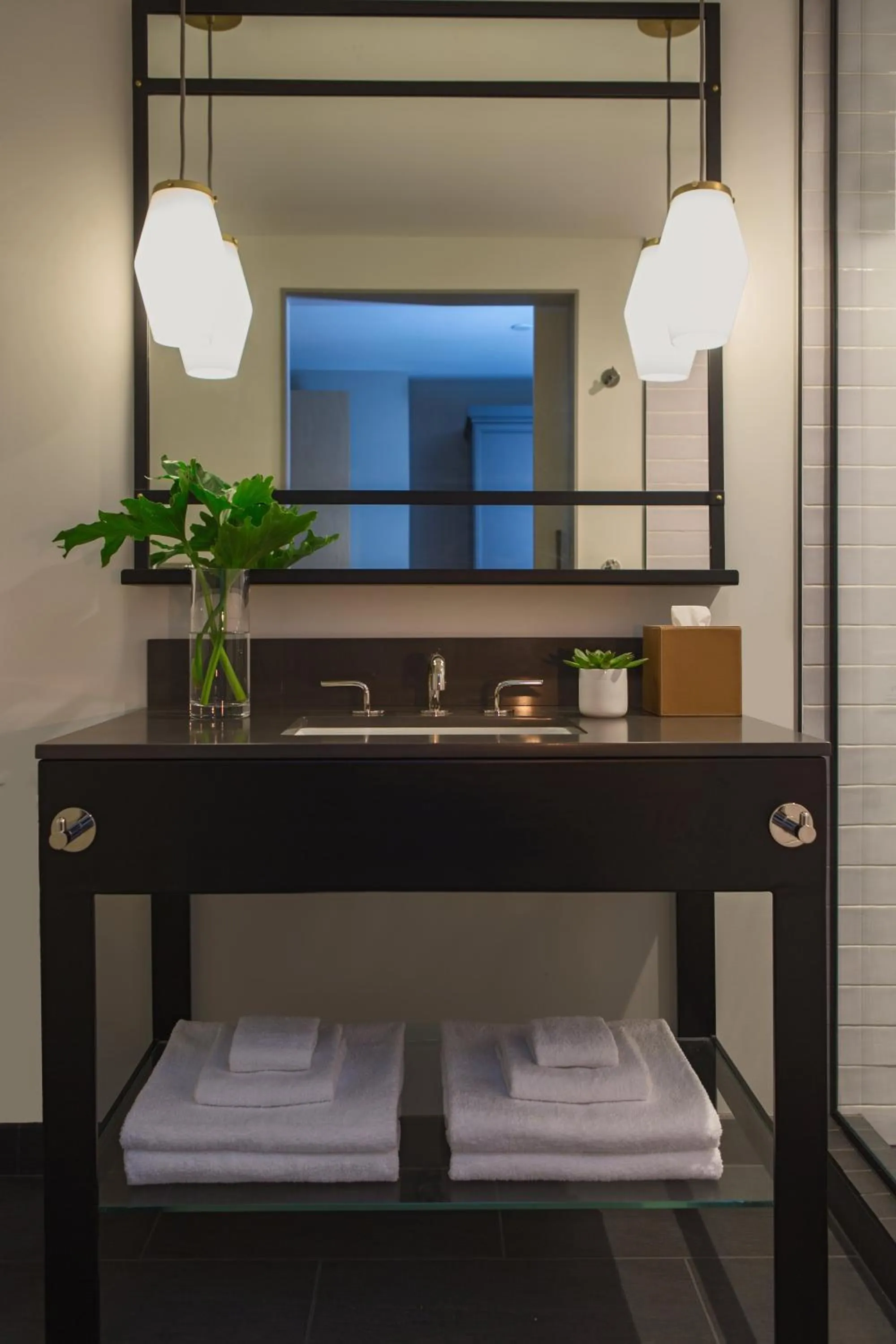 Premium Room in Kimpton Everly Hotel Hollywood by IHG