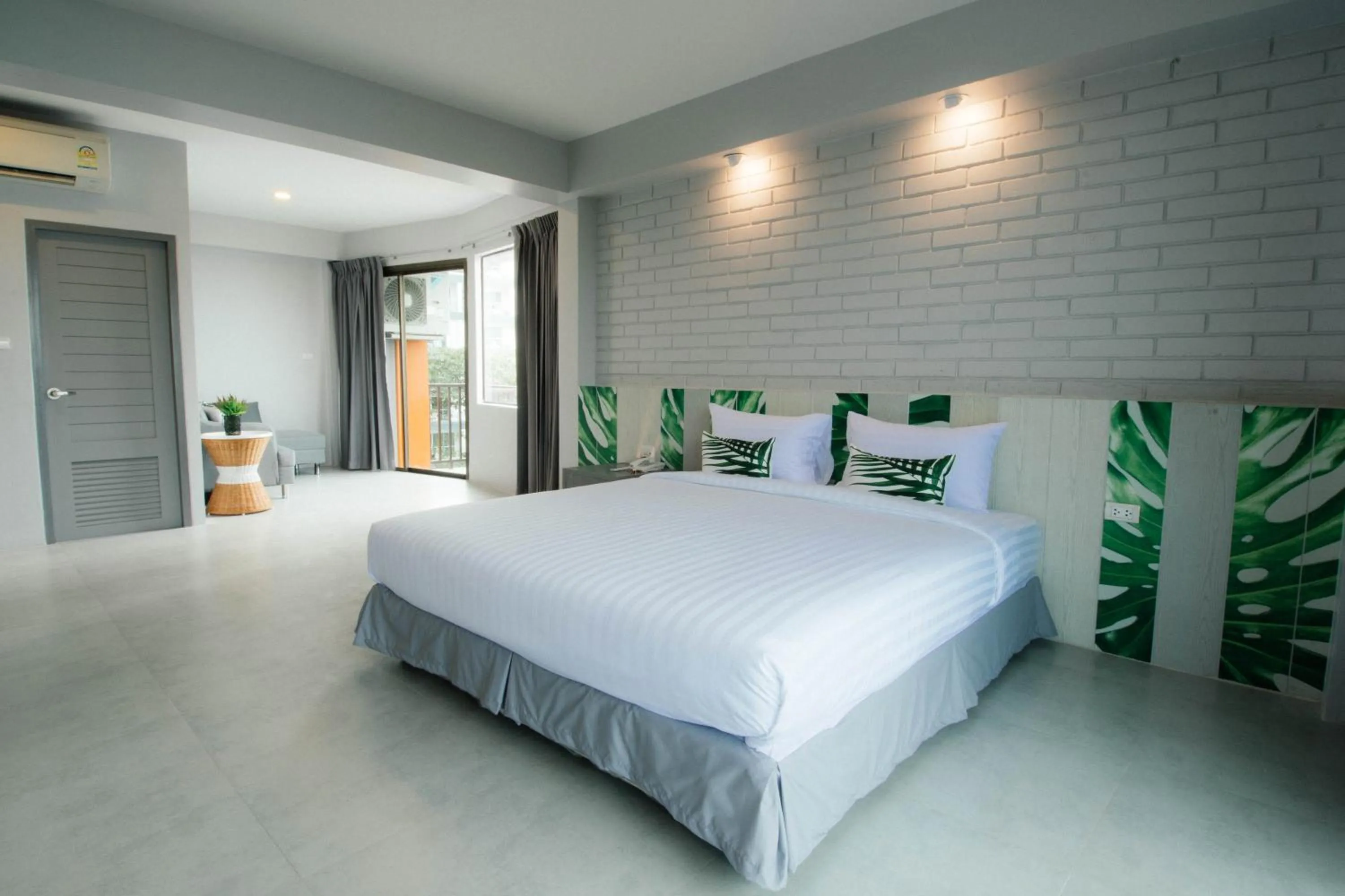 King Suite with Balcony in The Pat Hotel