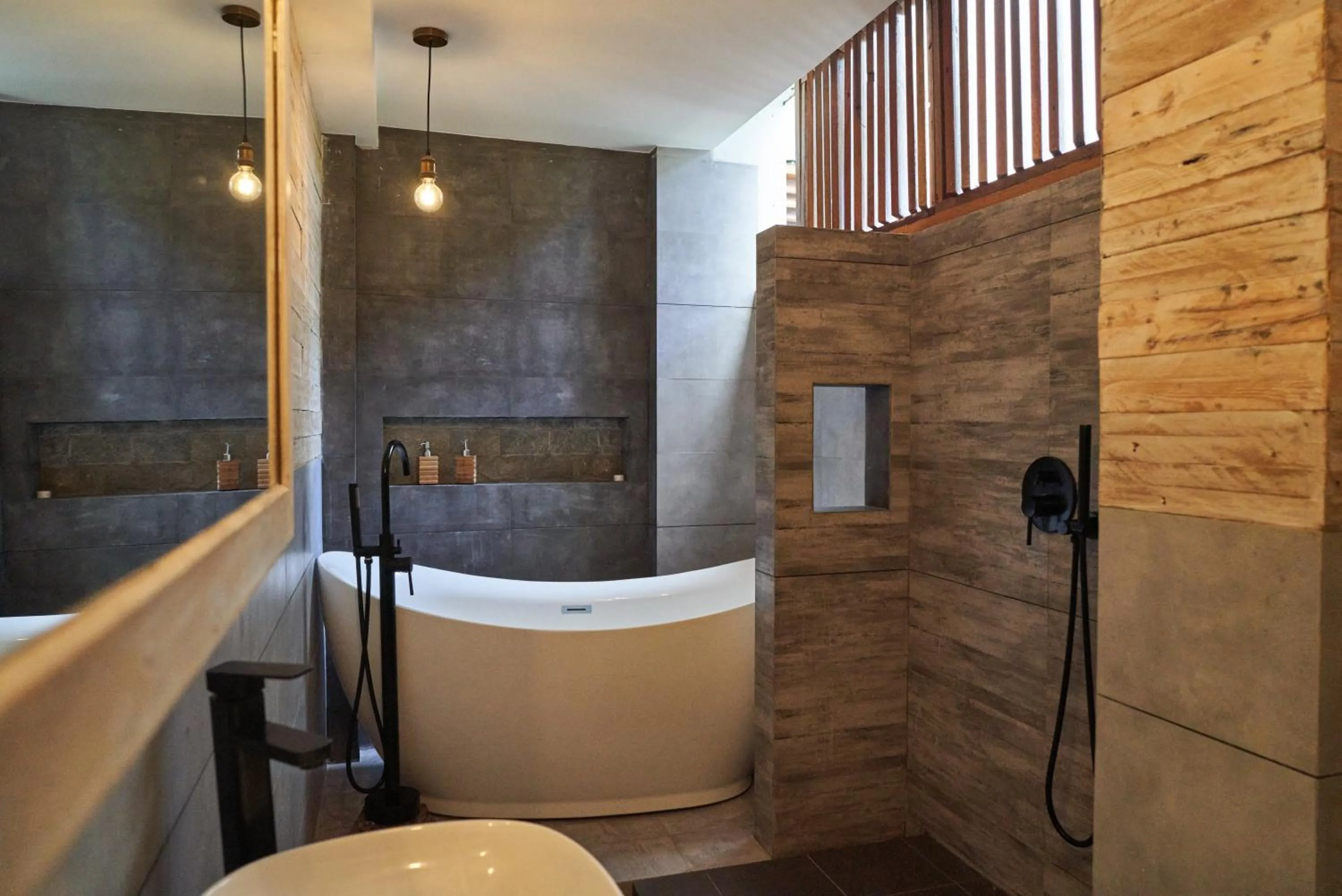 Villa with Garden View (20% off on Return Shared Speed Boat transfer from Airport) in West Sands