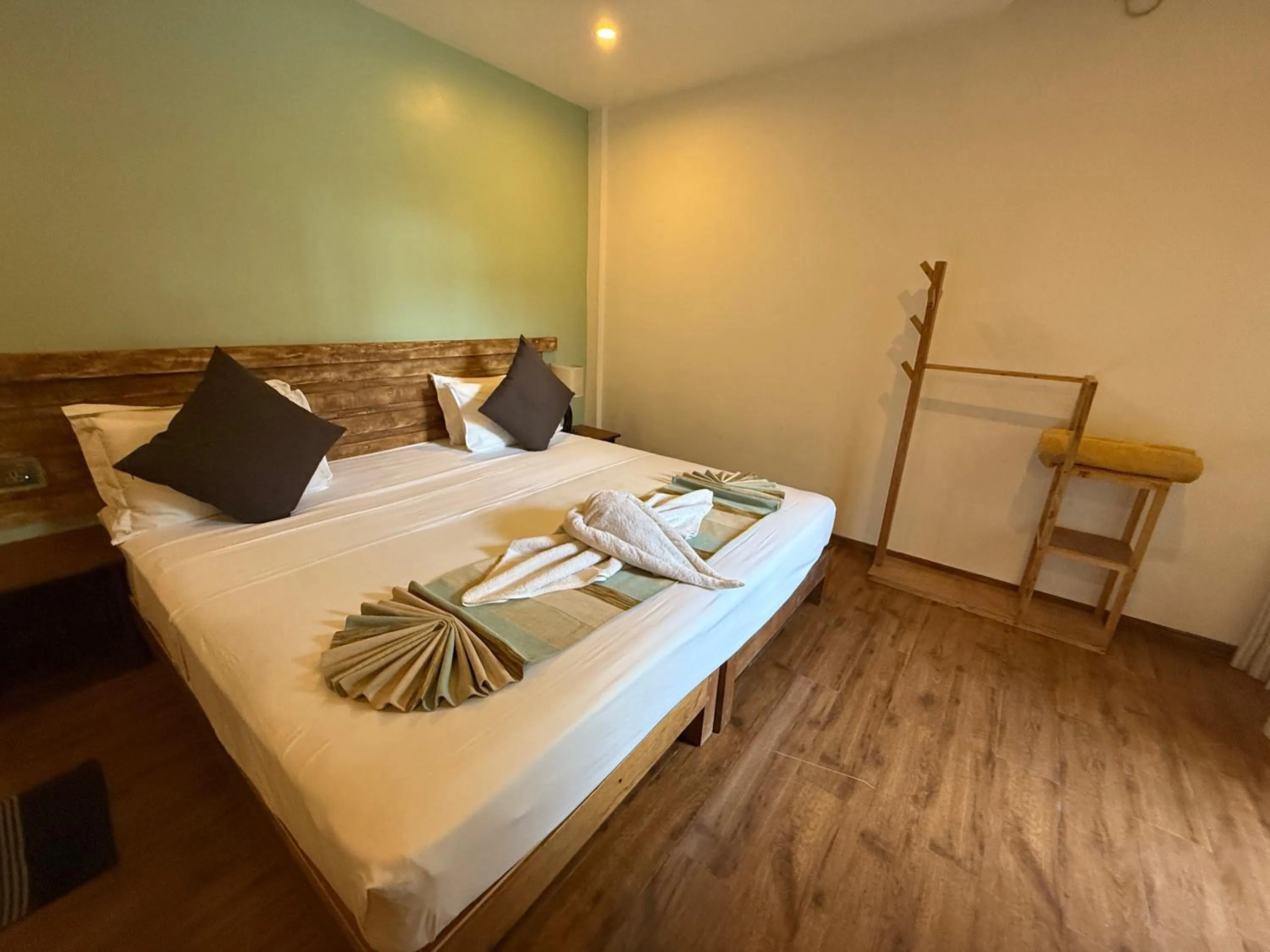 Deluxe Room (20% off on Manta Snorkeling) in West Sands