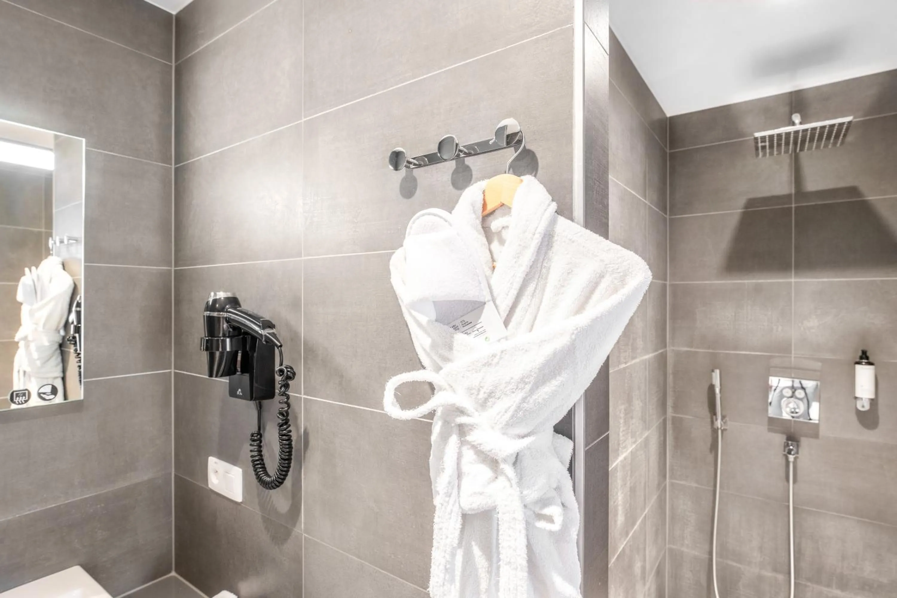 Junior Suite - single occupancy in Marivaux Hotel