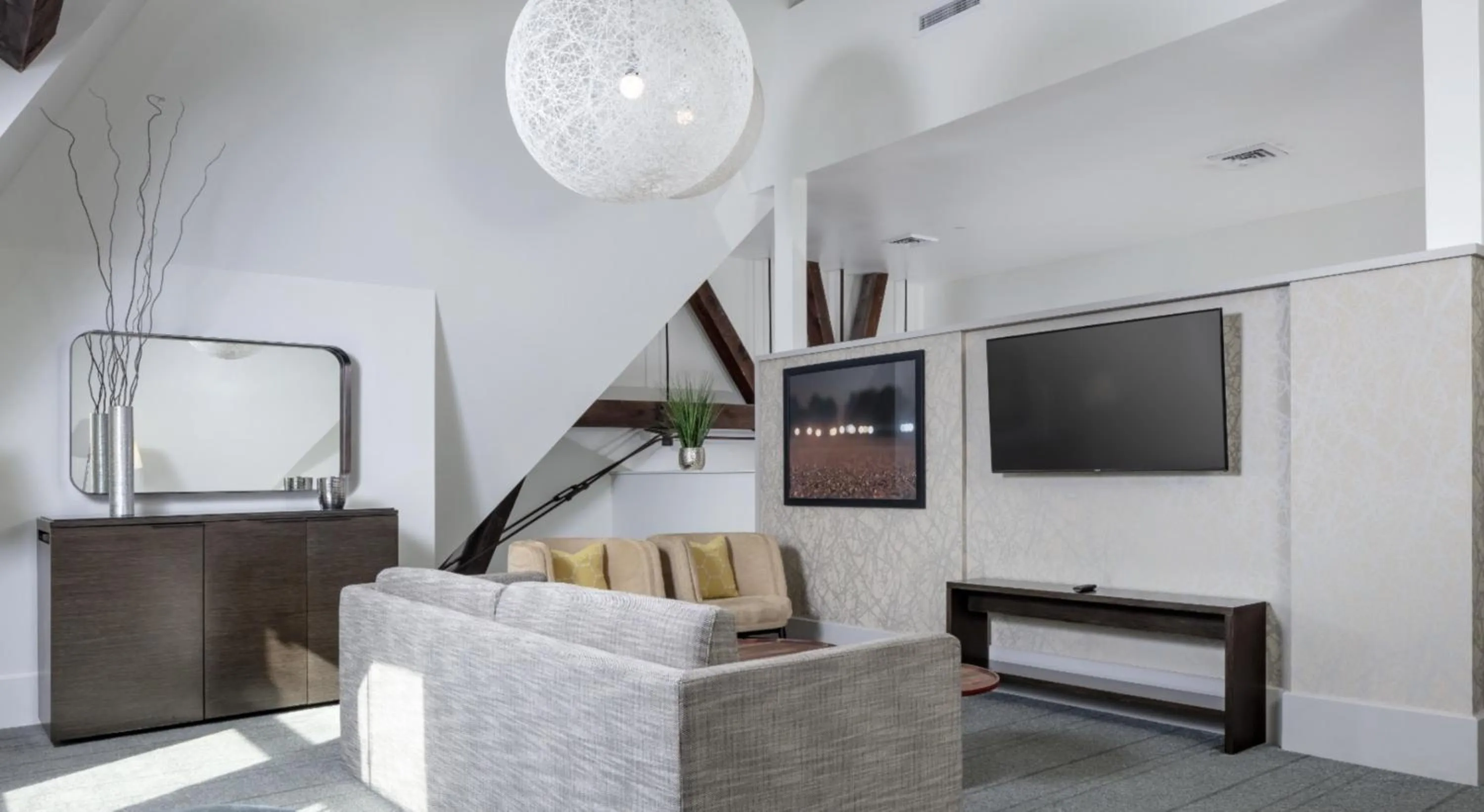 Executive Suite in The Richardson Hotel