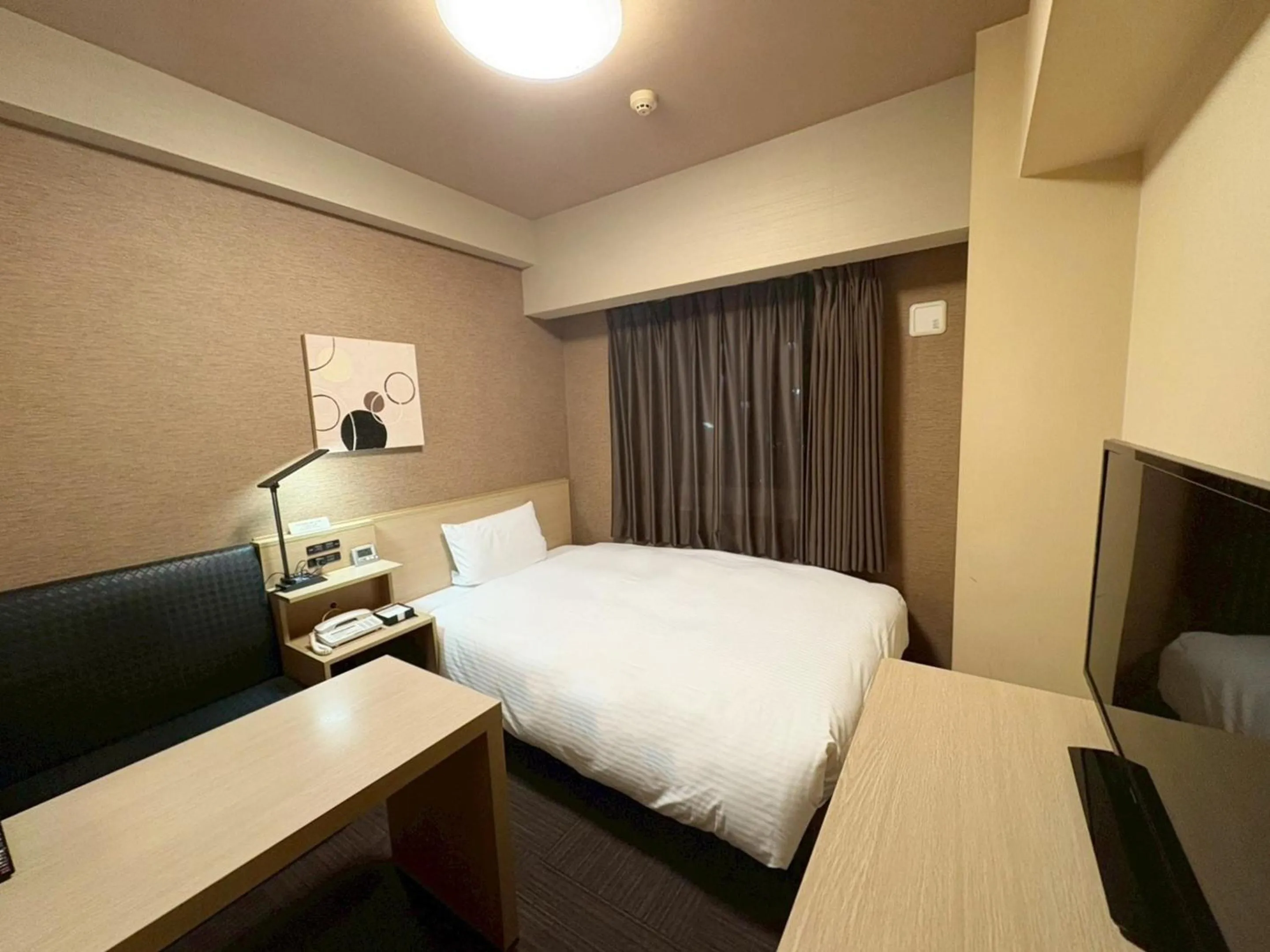 Standard Single Room - single occupancy - Smoking in Hotel Route-Inn Higashihiroshima Saijo Ekimae