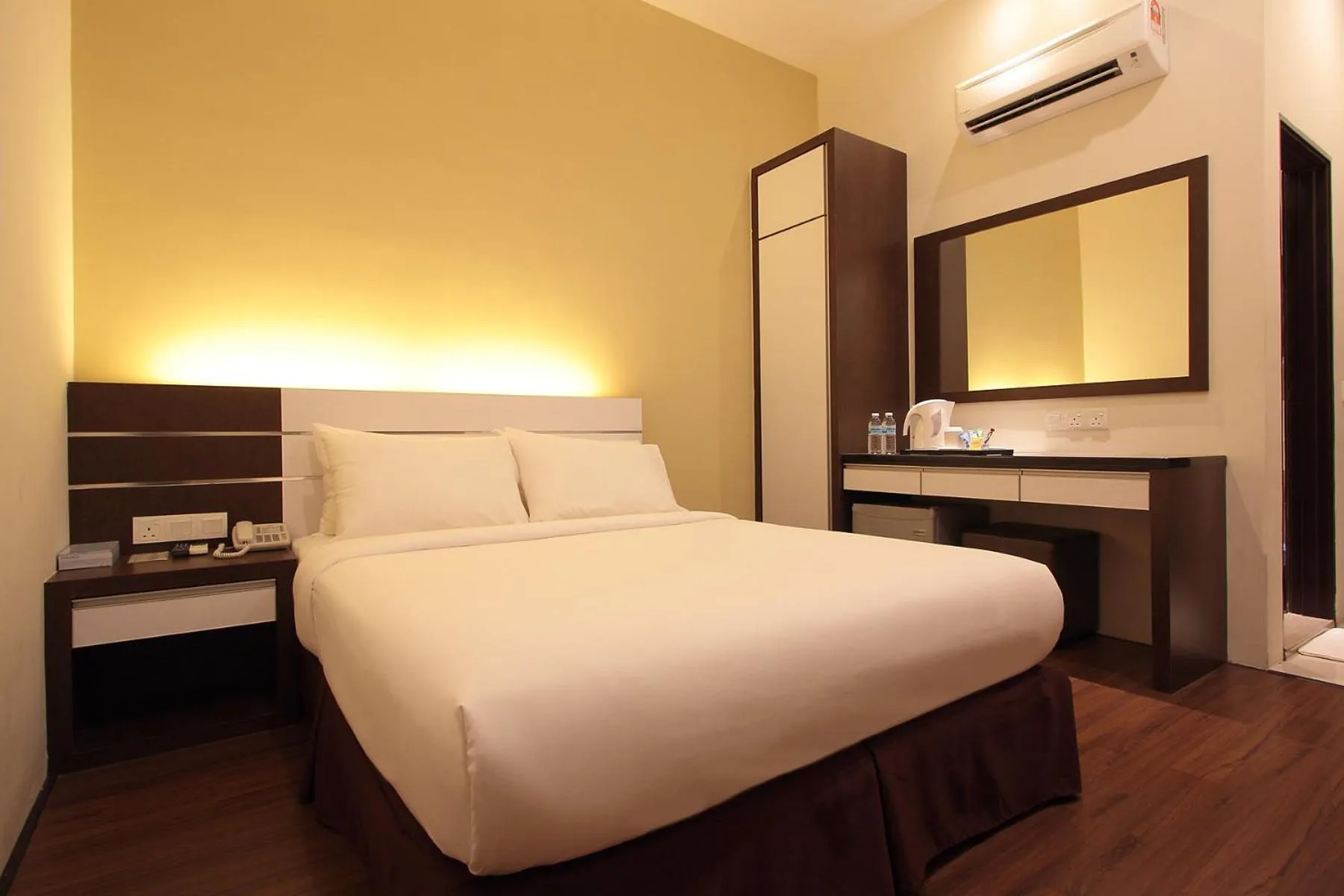 Standard Double ( Without Window)  in Skytree Hotel