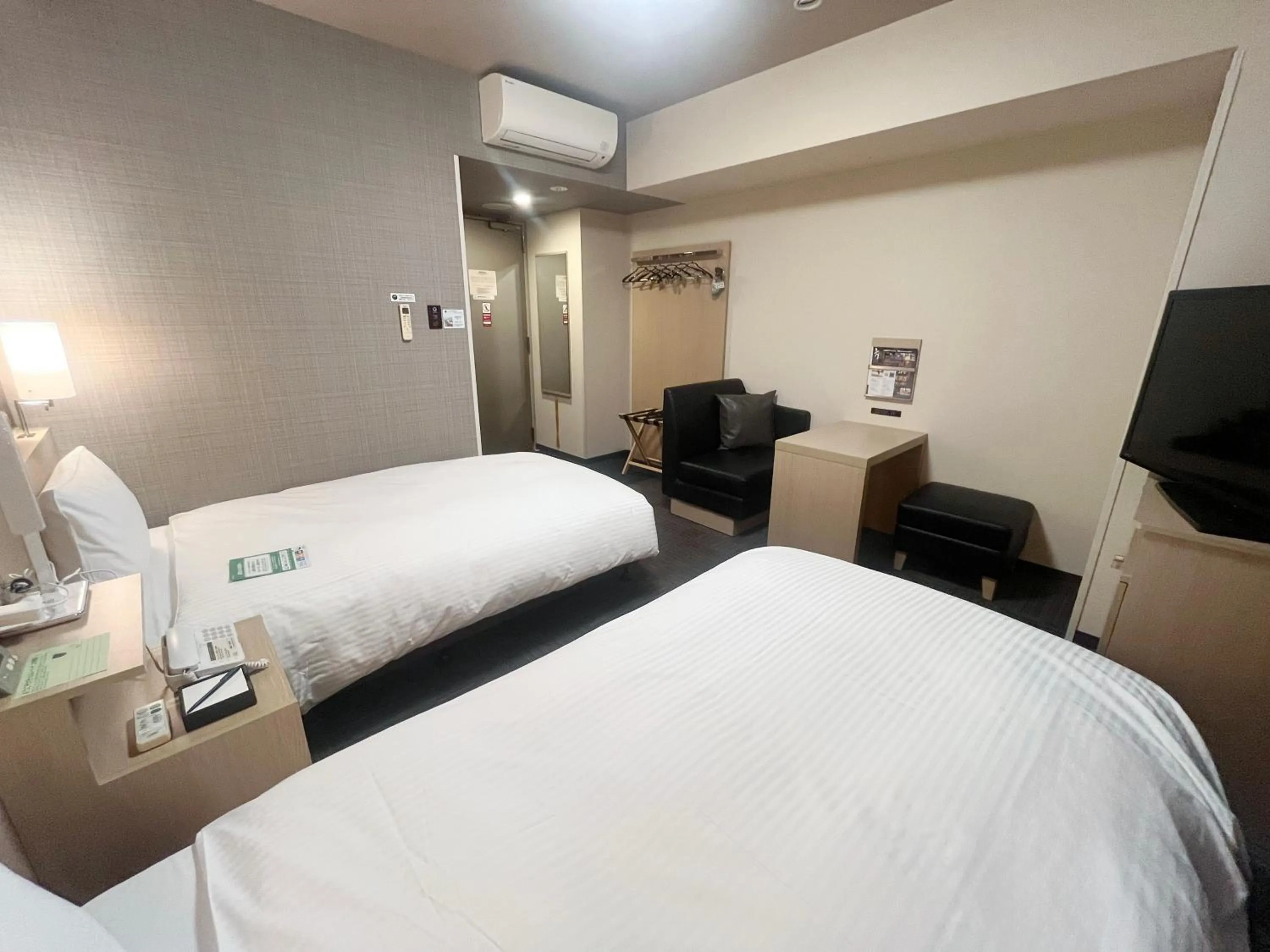 Twin Room - single occupancy - Non-Smoking in ​Hotel Route-Inn Ube​